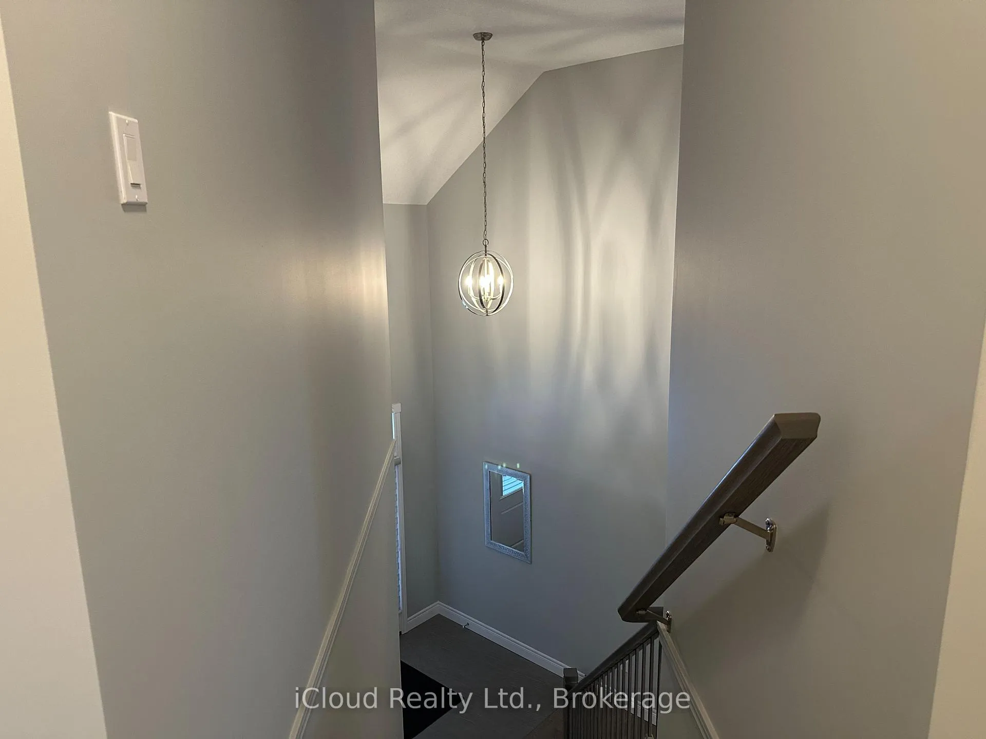 Photo 15 of 106 Queensgate Crescent, Woolwich — HOMEH