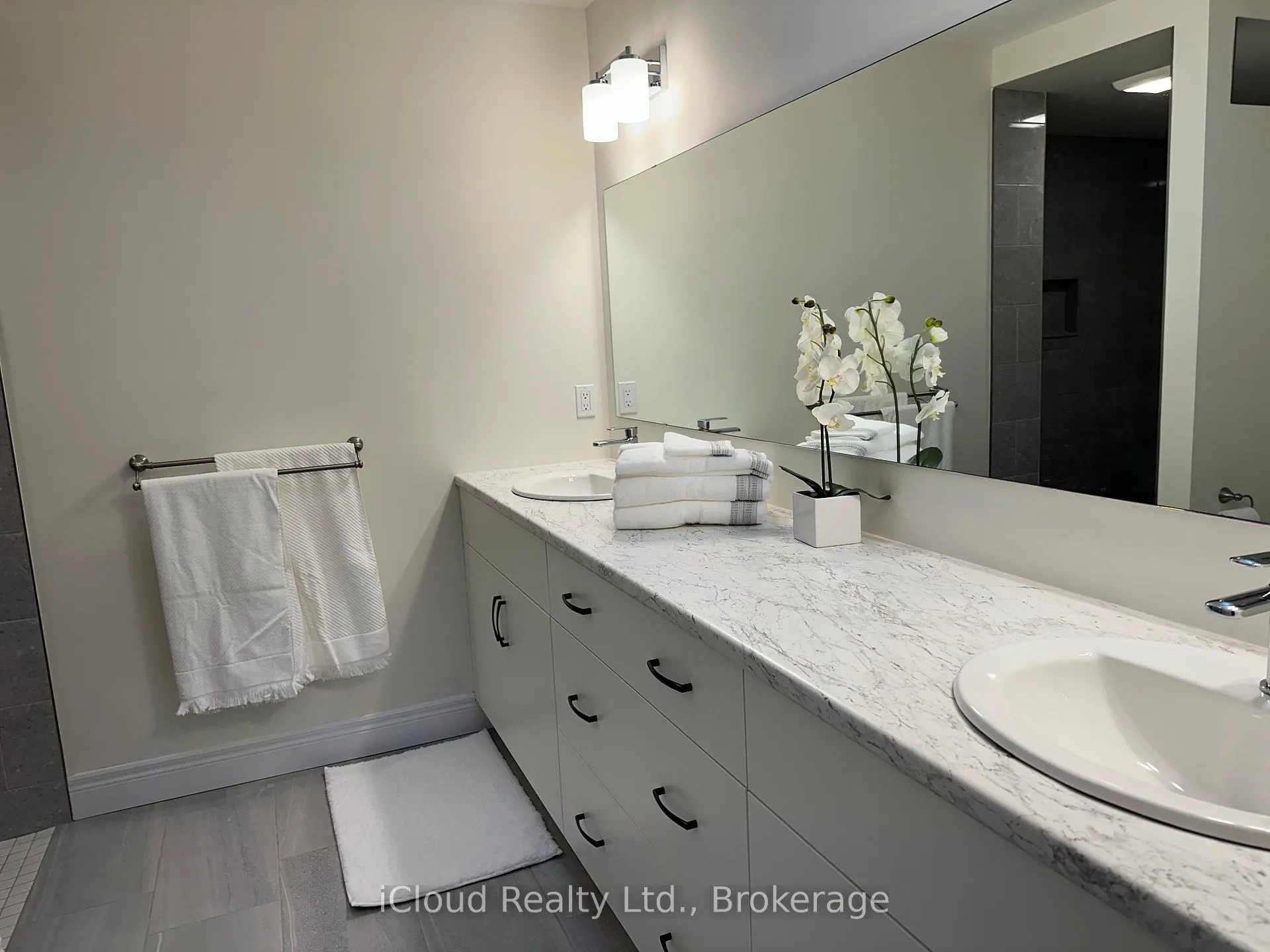 Photo 18 of 106 Queensgate Crescent, Woolwich — HOMEH
