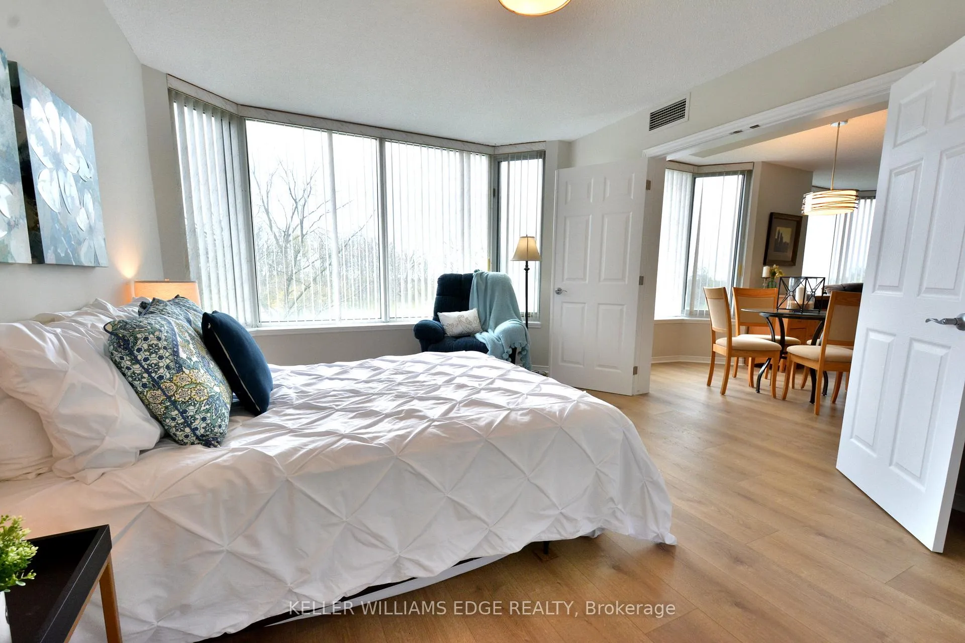 Photo 11 of 180 Limeridge Road W, Hamilton, Rolston — HOMEH