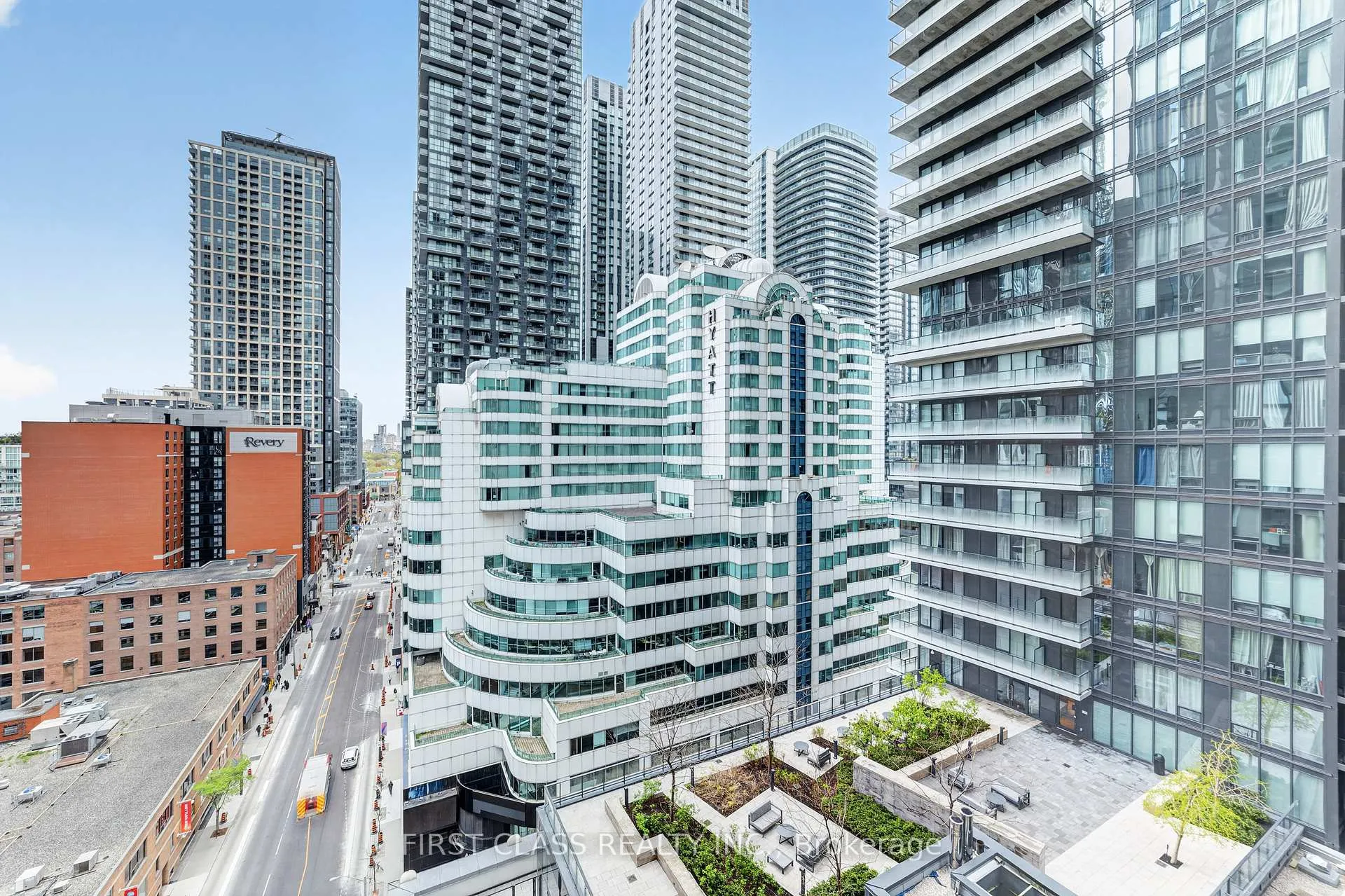 Photo 15 of Unit 1709, 115 Blue Jays Way, Toronto, Waterfront Communities — HOMEH