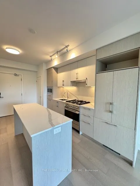 Photo 3 of Unit 503, 8 Manor Road W, Toronto, Yonge-Eglinton — HOMEH