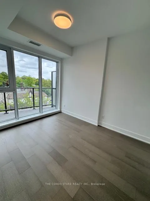 Photo 9 of Unit 503, 8 Manor Road W, Toronto, Yonge-Eglinton — HOMEH