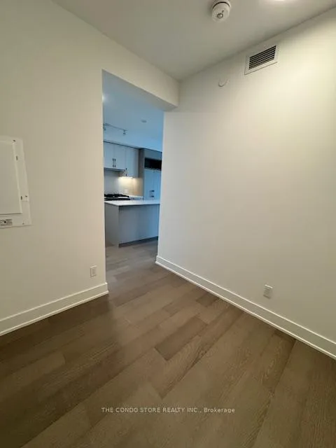 Photo 12 of Unit 503, 8 Manor Road W, Toronto, Yonge-Eglinton — HOMEH