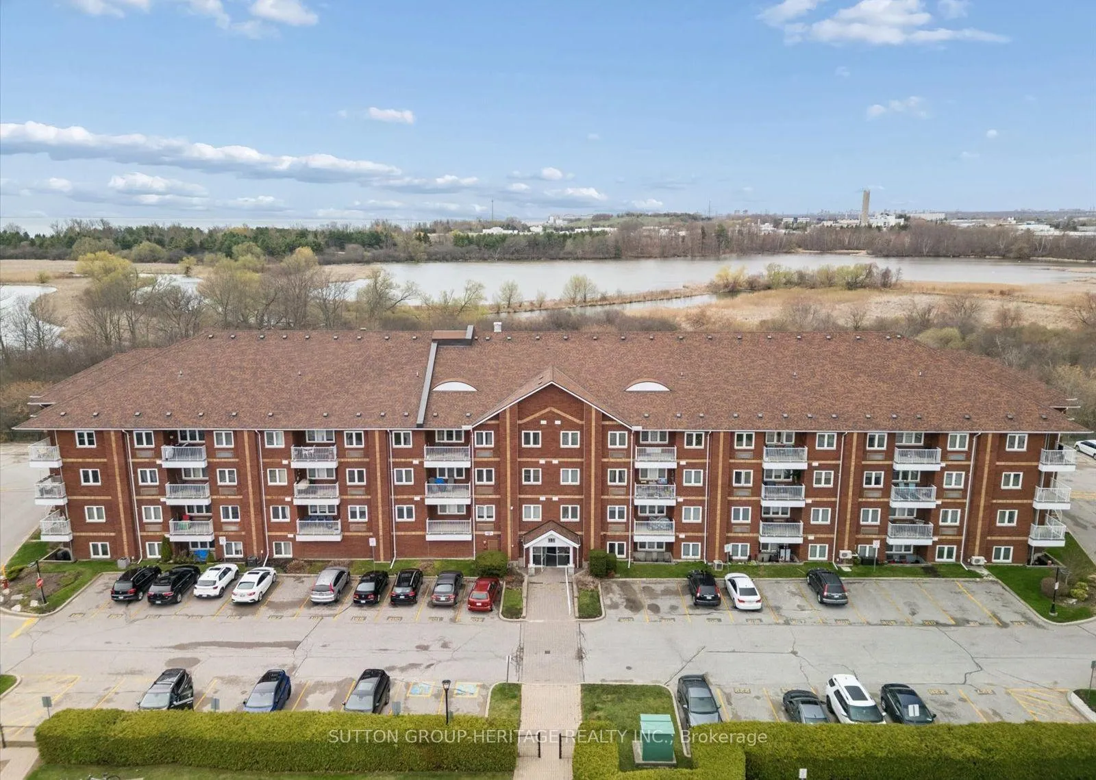 Front of Unit 414, 191 Lake Driveway