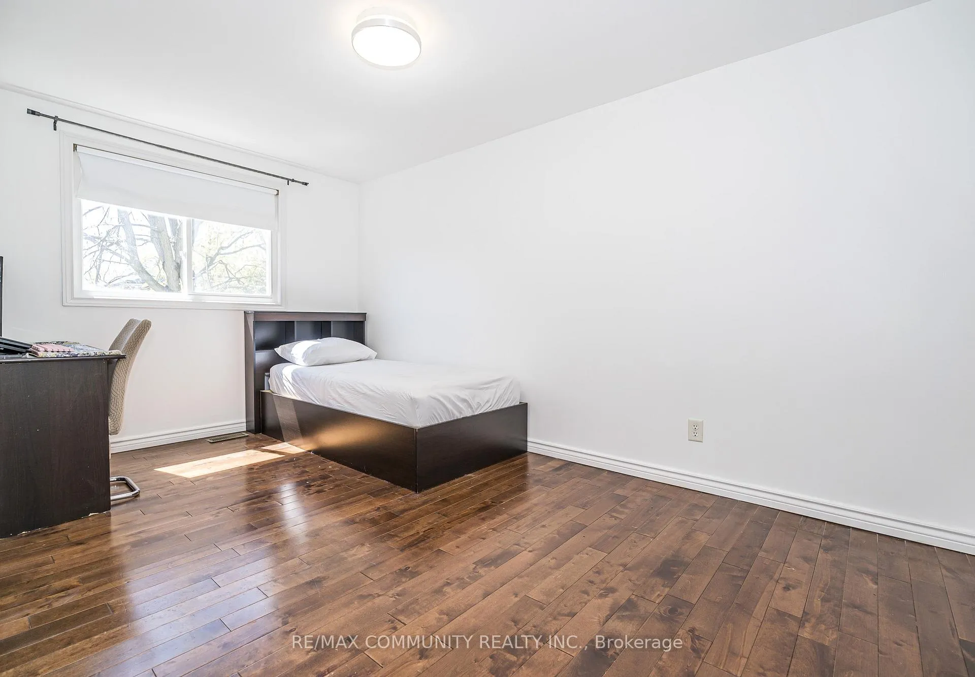Photo 22 of 109 Adelaide Avenue E, Oshawa, O'Neill — HOMEH