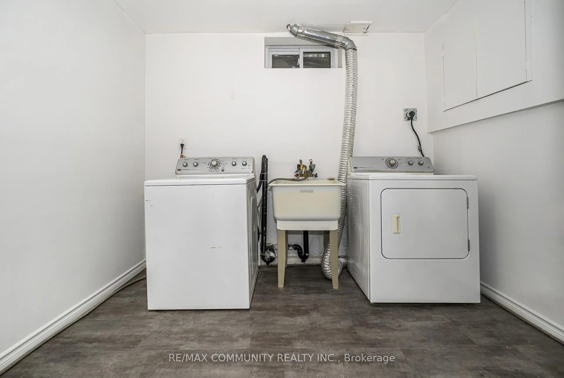 Photo 30 of 109 Adelaide Avenue E, Oshawa, O'Neill — HOMEH