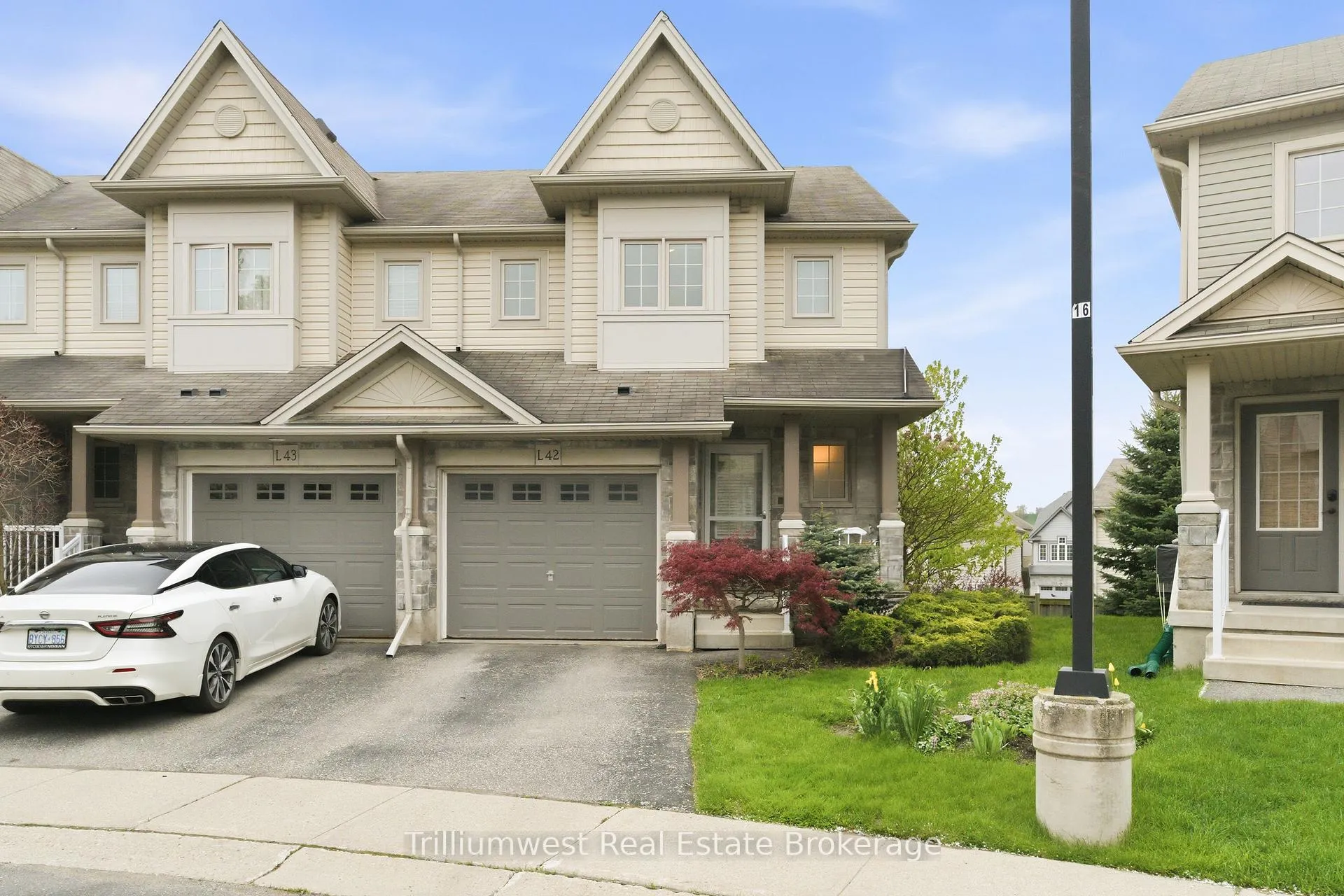 Photo 1 of Unit L42, 7 Upper Mercer Street, Kitchener — HOMEH
