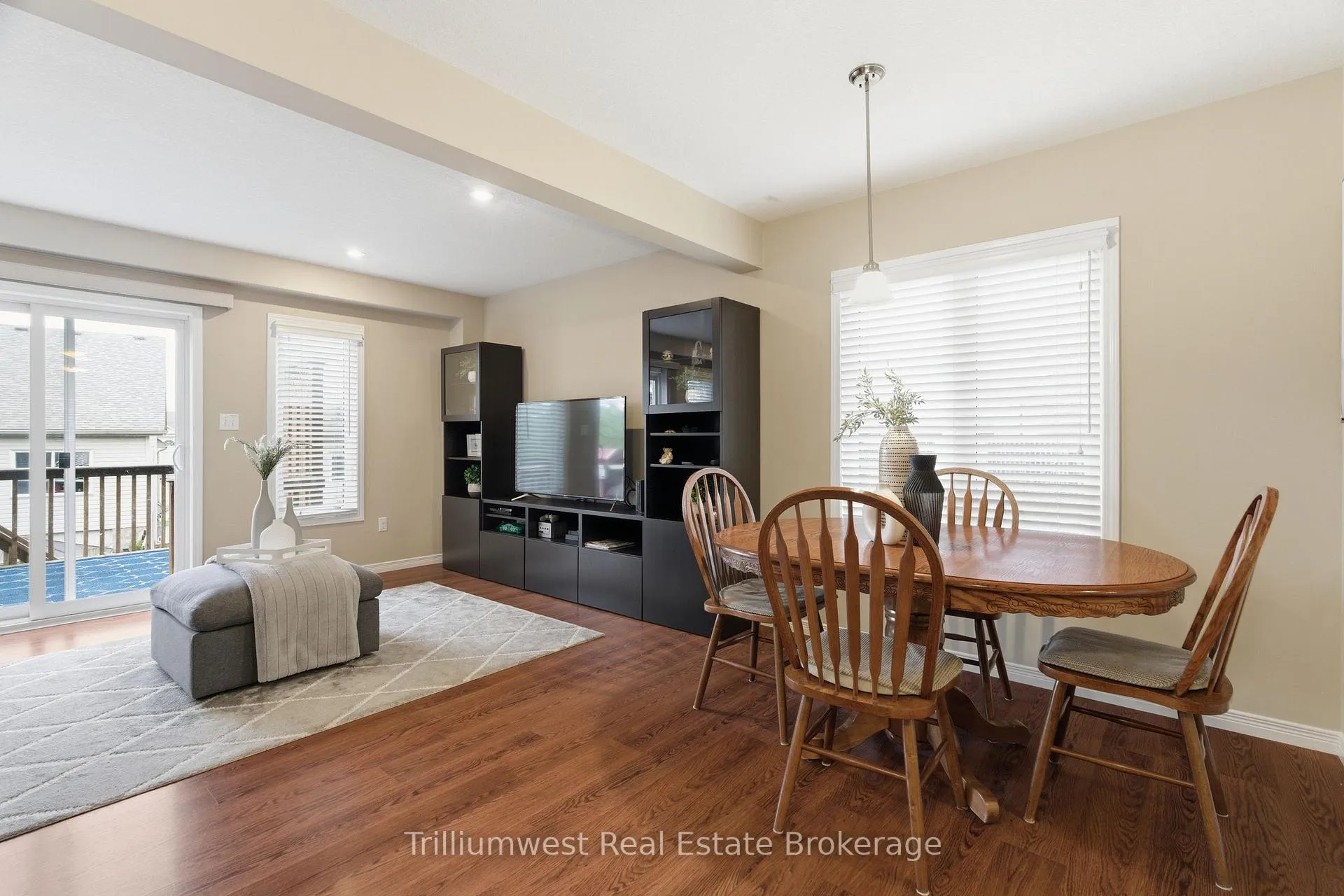 Photo 10 of Unit L42, 7 Upper Mercer Street, Kitchener — HOMEH