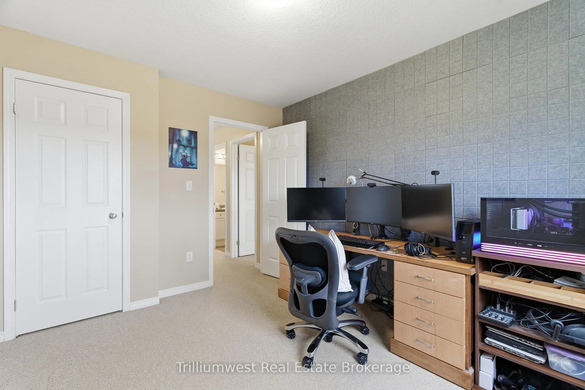 Photo 17 of Unit L42, 7 Upper Mercer Street, Kitchener — HOMEH