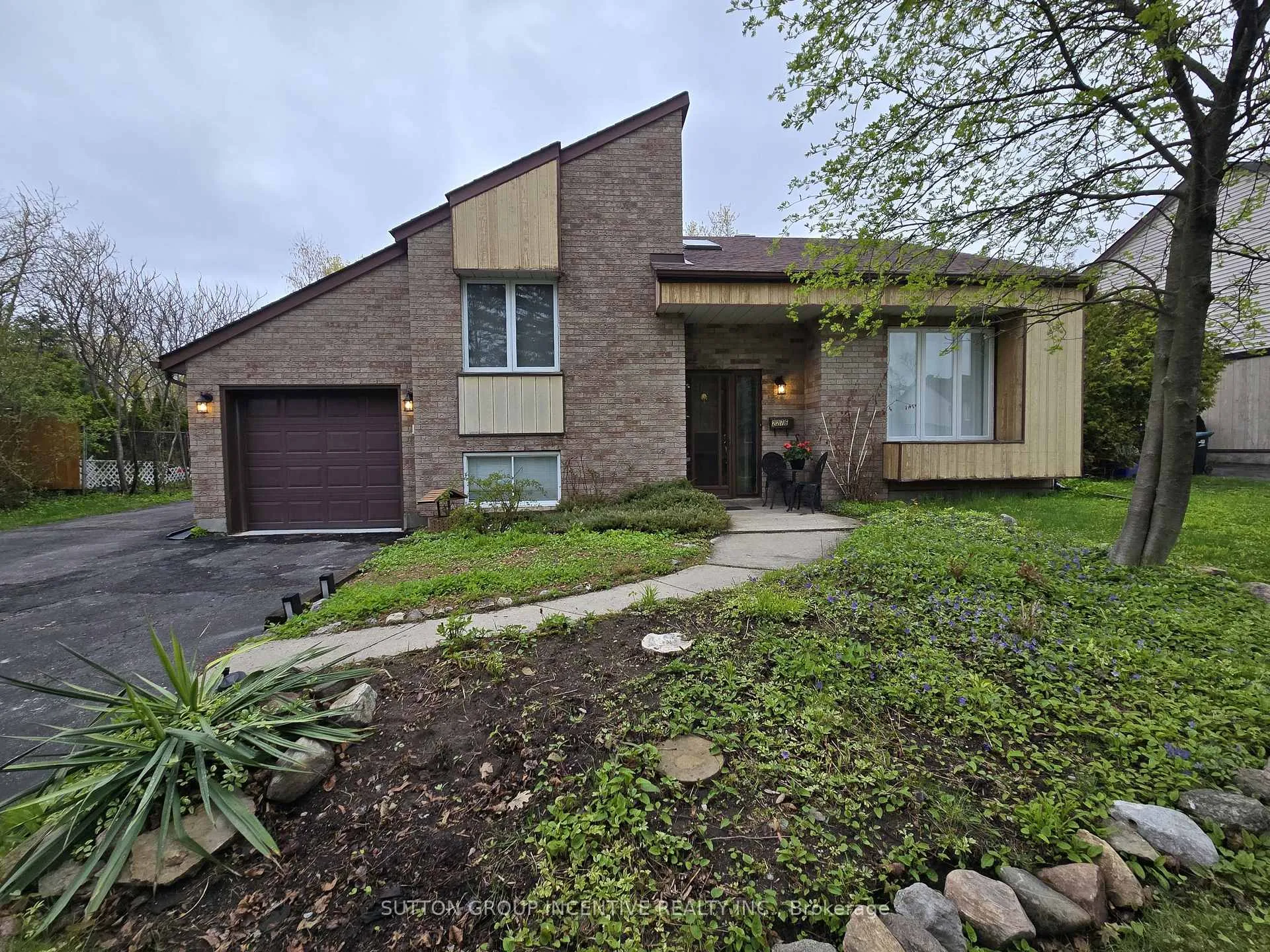 Front of 2276 Scythes Street