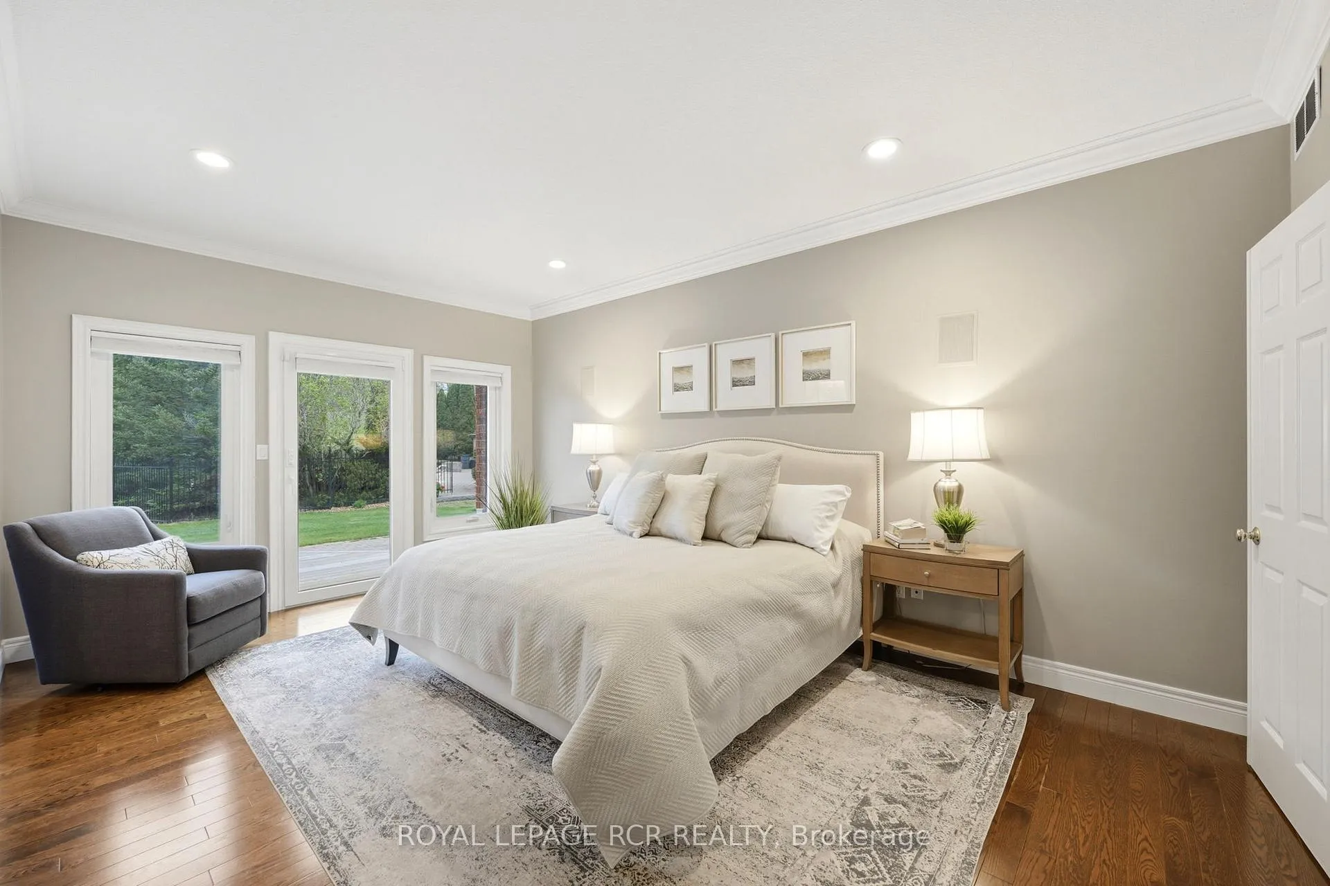 Photo 21 of 22 Bishop Court, Halton Hills, Glen Williams — HOMEH
