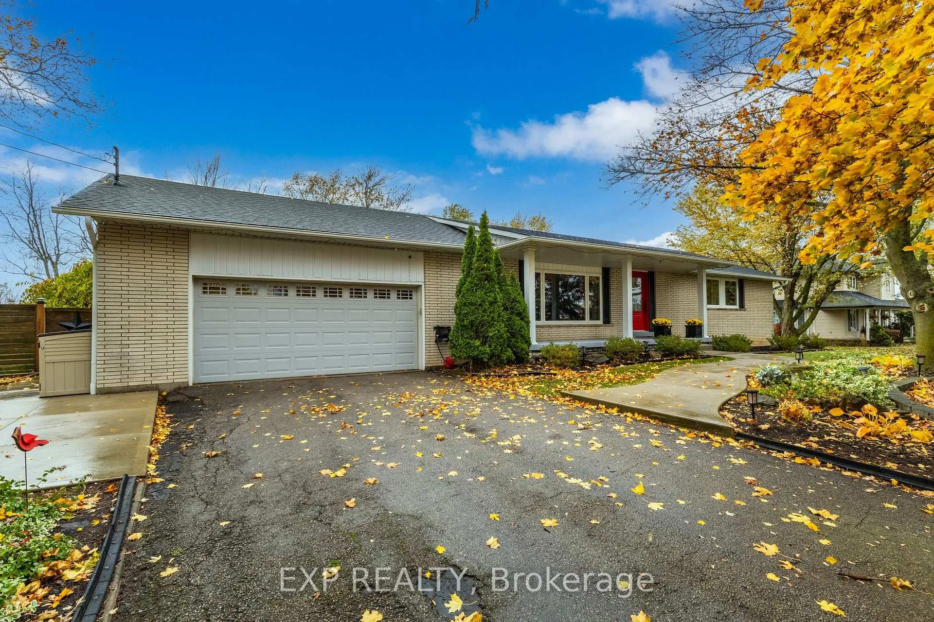 Photo 6 of 2116 Binbrook Road E, Hamilton, Rural Glanbrook — HOMEH