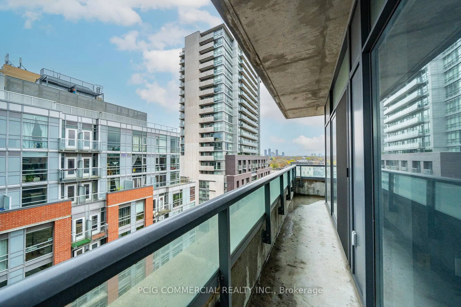 Photo 26 of Unit 803W, 36 Lisgar Street, Toronto, Little Portugal — HOMEH