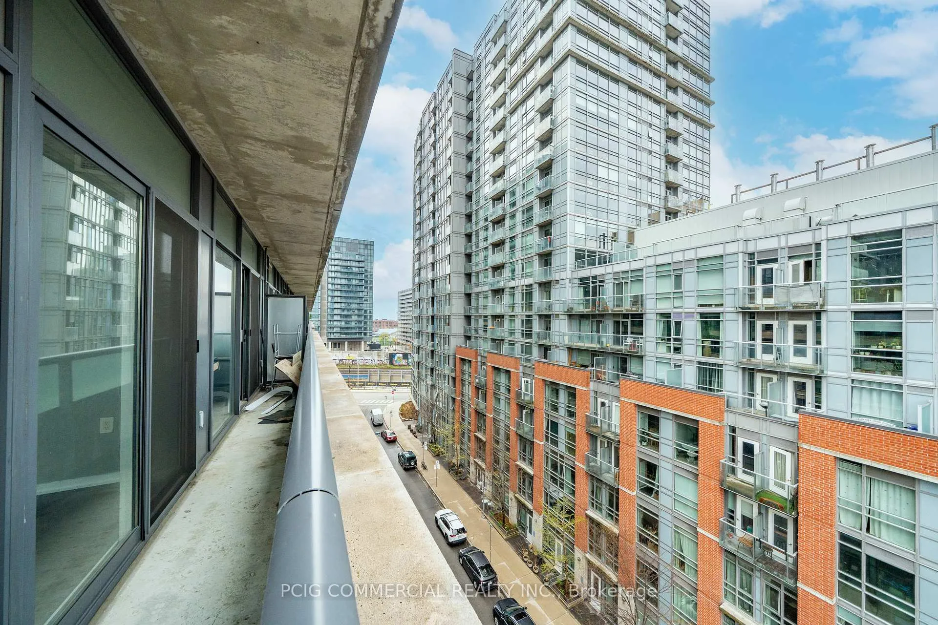 Photo 32 of Unit 803W, 36 Lisgar Street, Toronto, Little Portugal — HOMEH