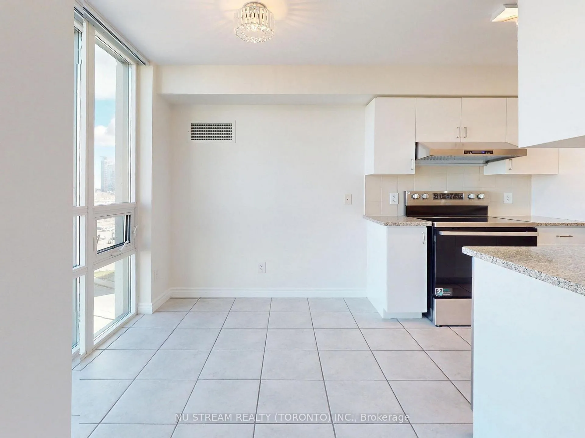 Photo 17 of Unit 703, 88 Grangeway Avenue, Scarborough, Woburn — HOMEH