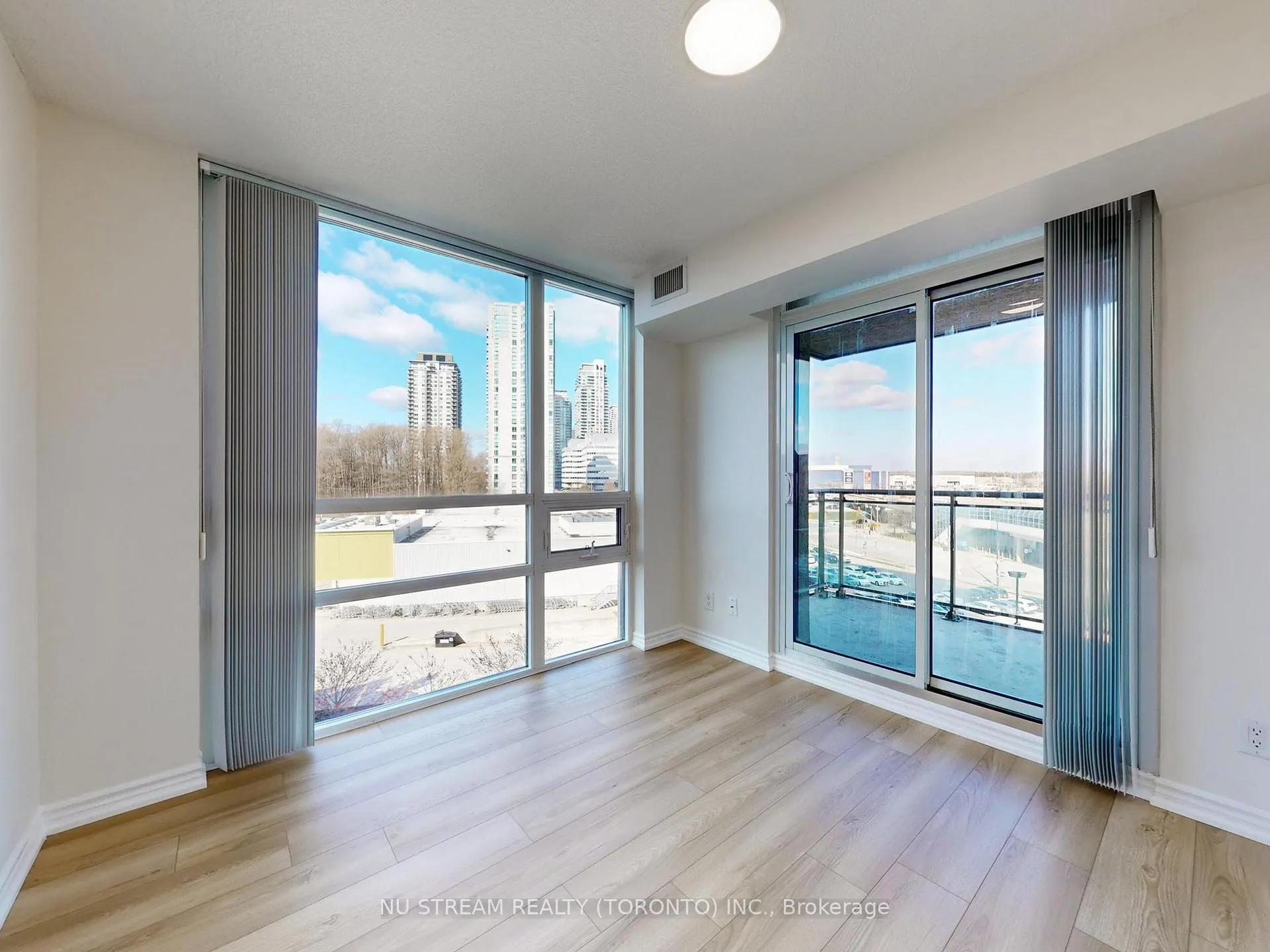 Photo 25 of Unit 703, 88 Grangeway Avenue, Scarborough, Woburn — HOMEH