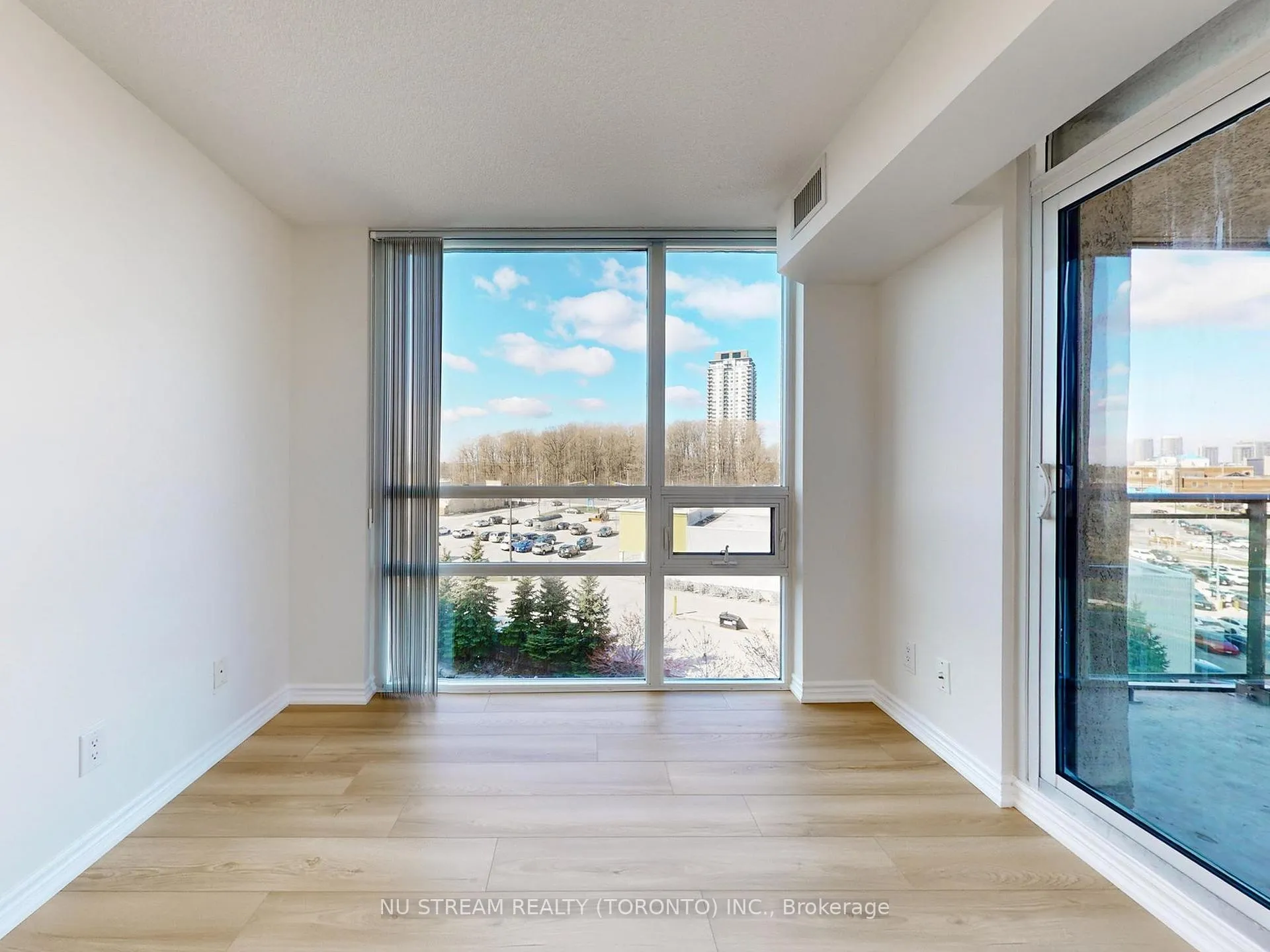Photo 26 of Unit 703, 88 Grangeway Avenue, Scarborough, Woburn — HOMEH