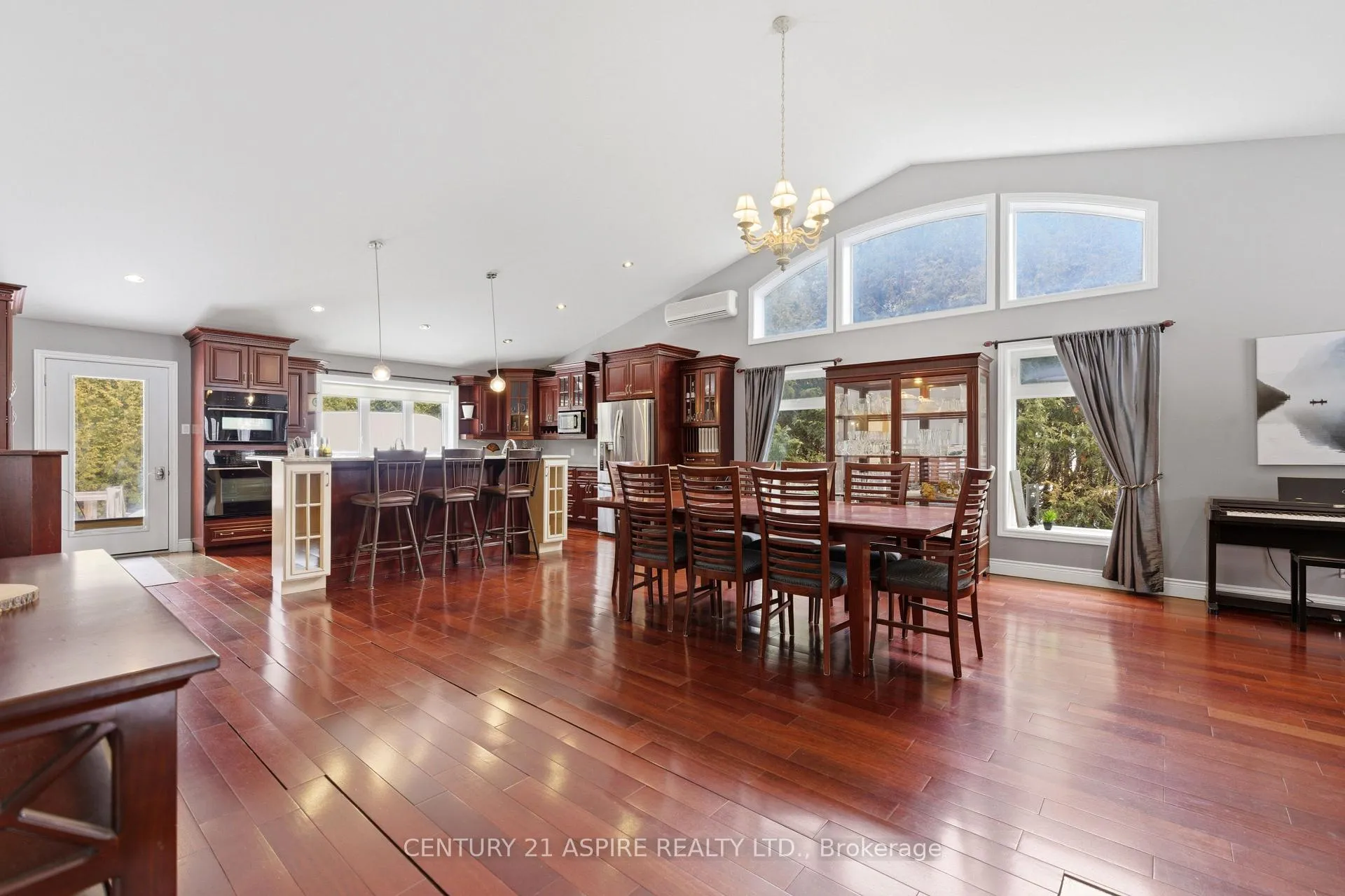 Photo 7 of 84 Pinewood Place, Deep River — HOMEH