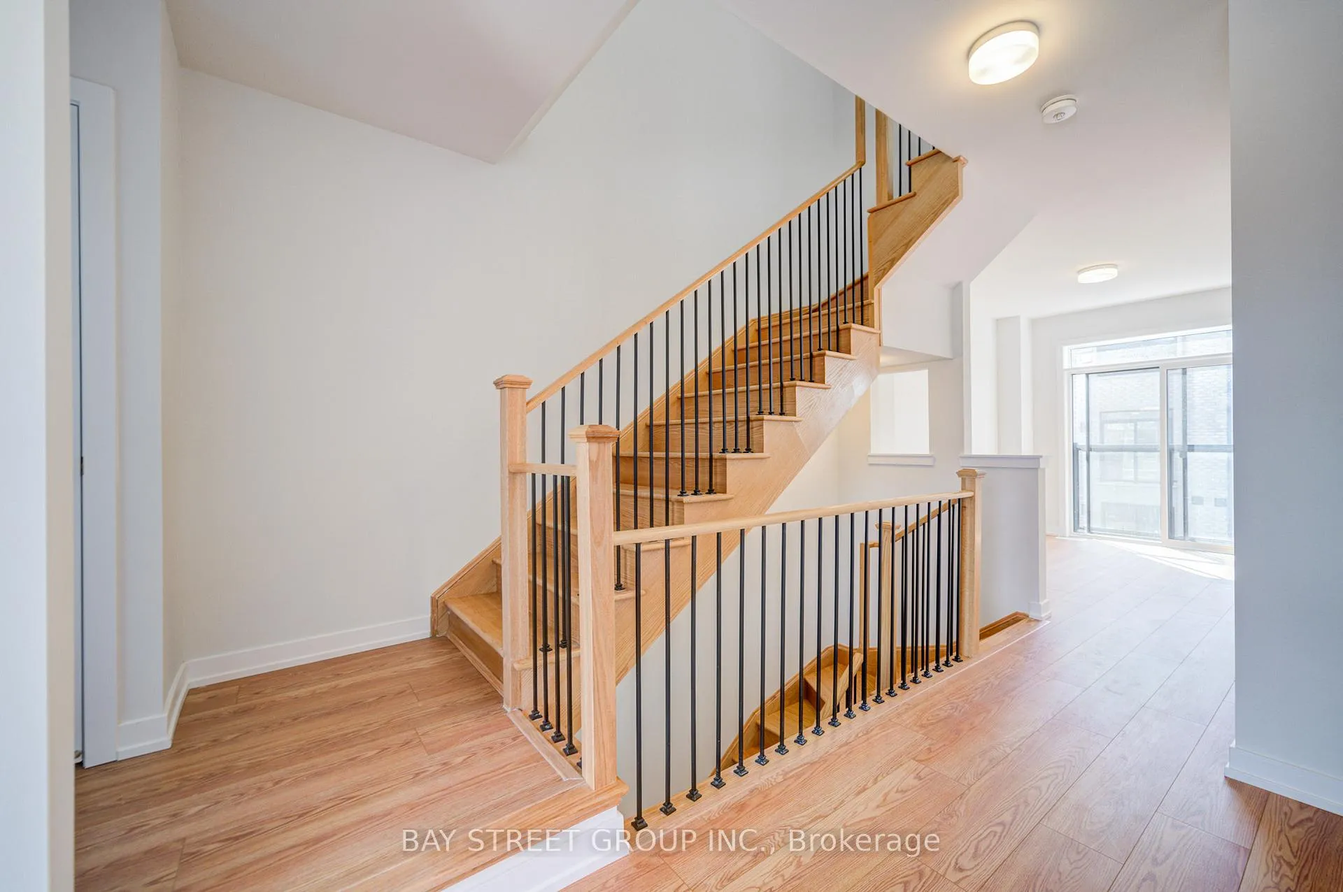 Photo 15 of 36 Danielle Moore Circle, Scarborough, Bendale — HOMEH