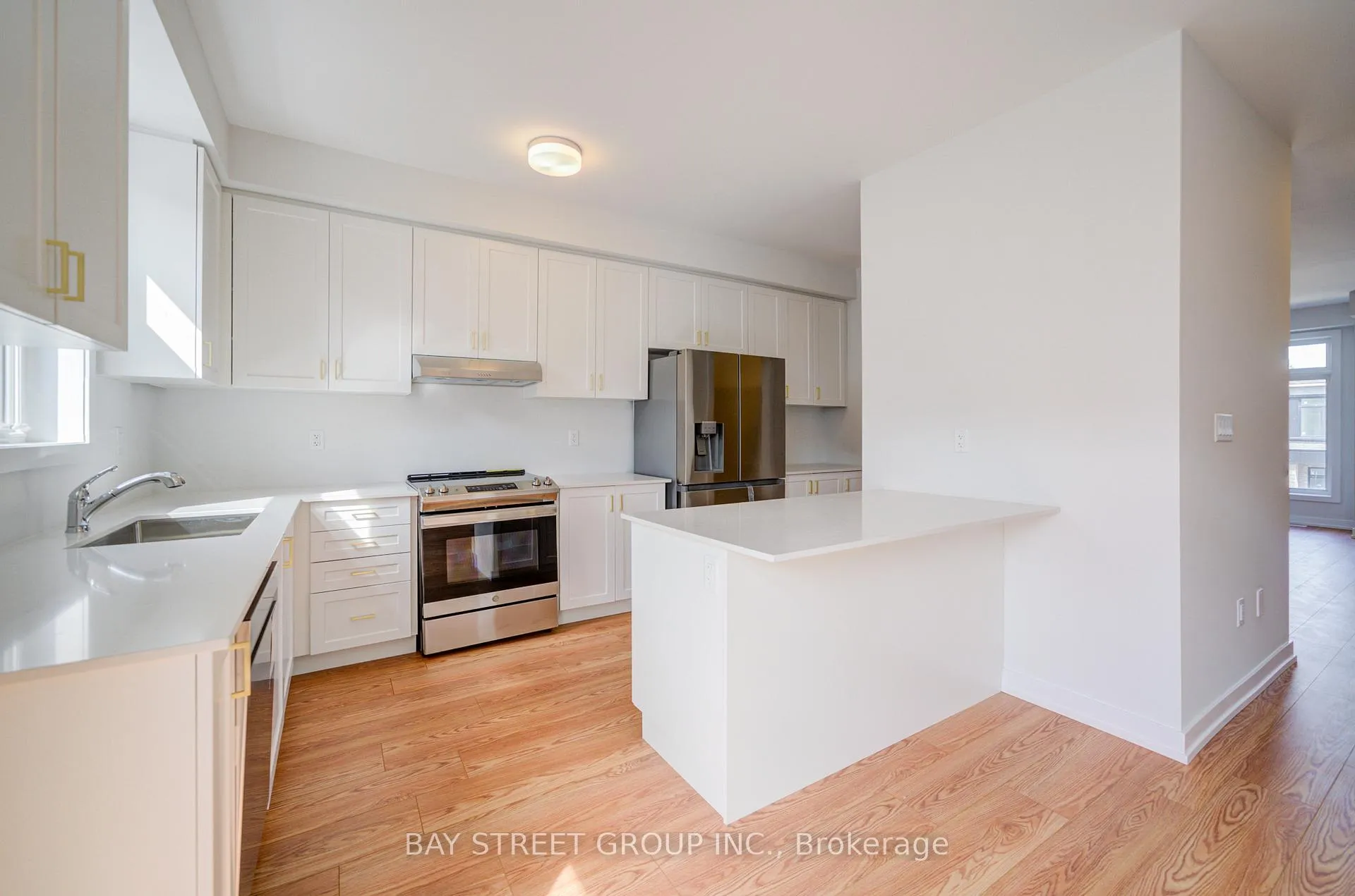 Photo 22 of 36 Danielle Moore Circle, Scarborough, Bendale — HOMEH