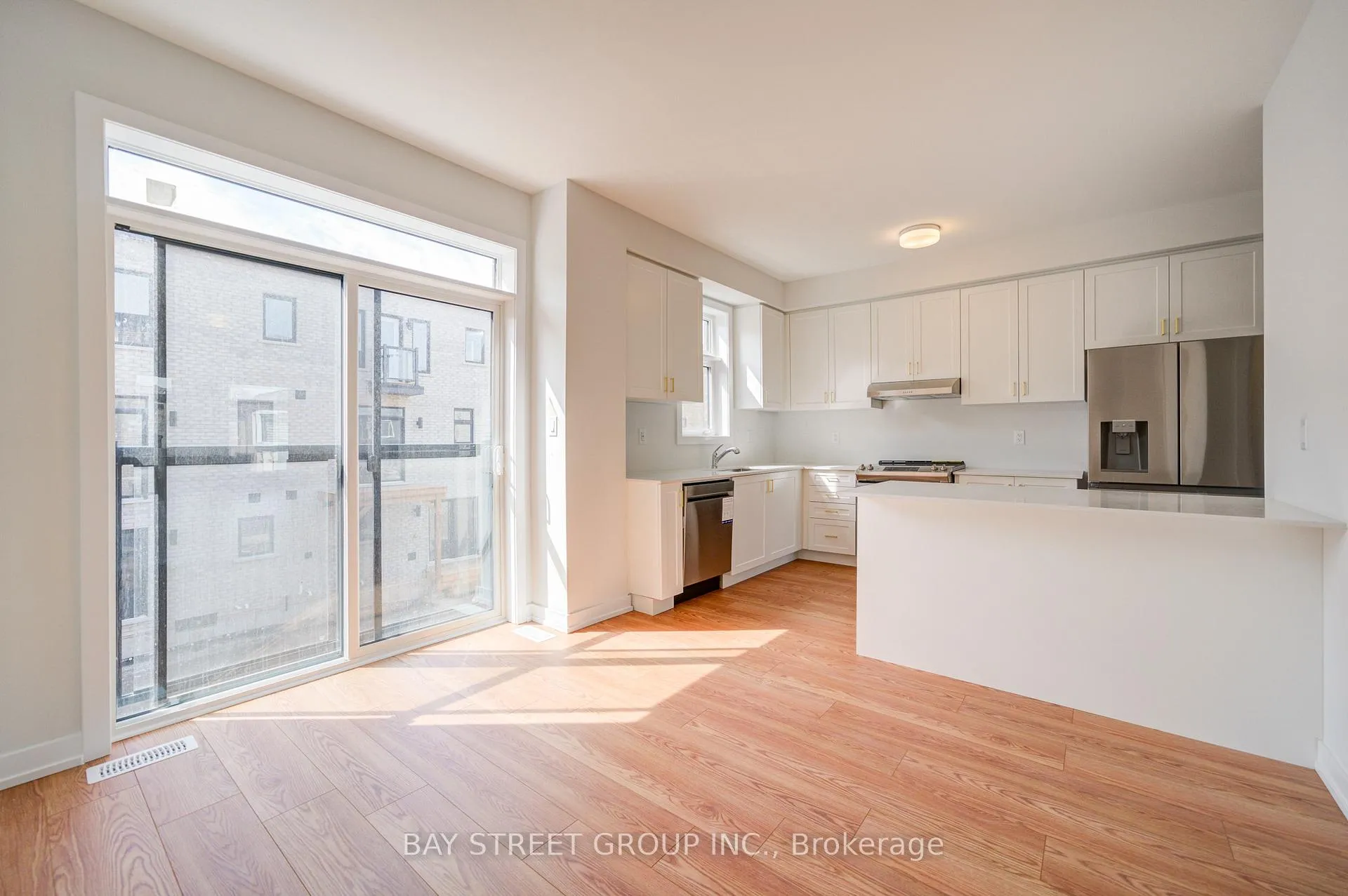 Photo 26 of 36 Danielle Moore Circle, Scarborough, Bendale — HOMEH