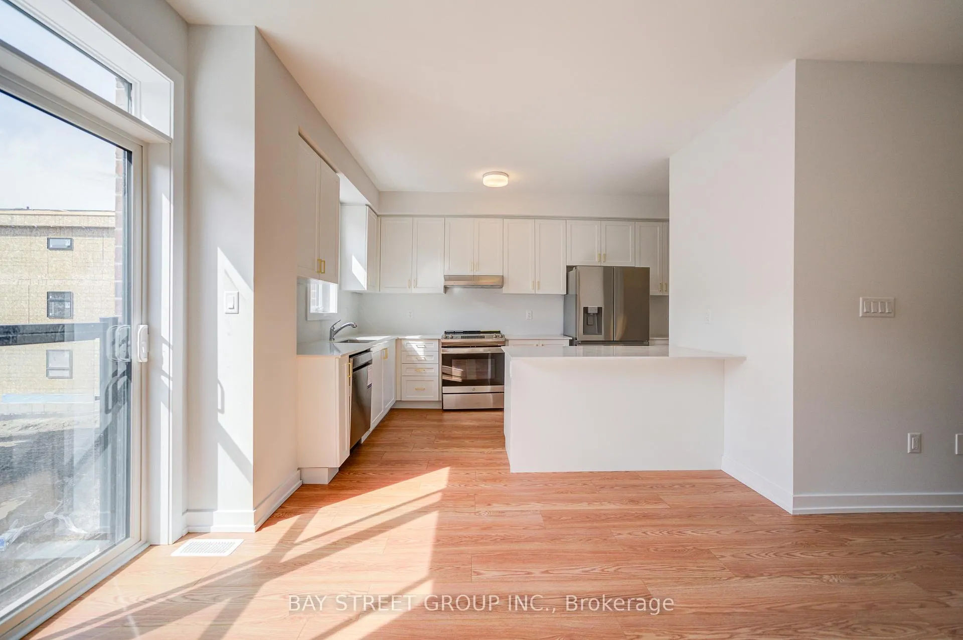 Photo 27 of 36 Danielle Moore Circle, Scarborough, Bendale — HOMEH