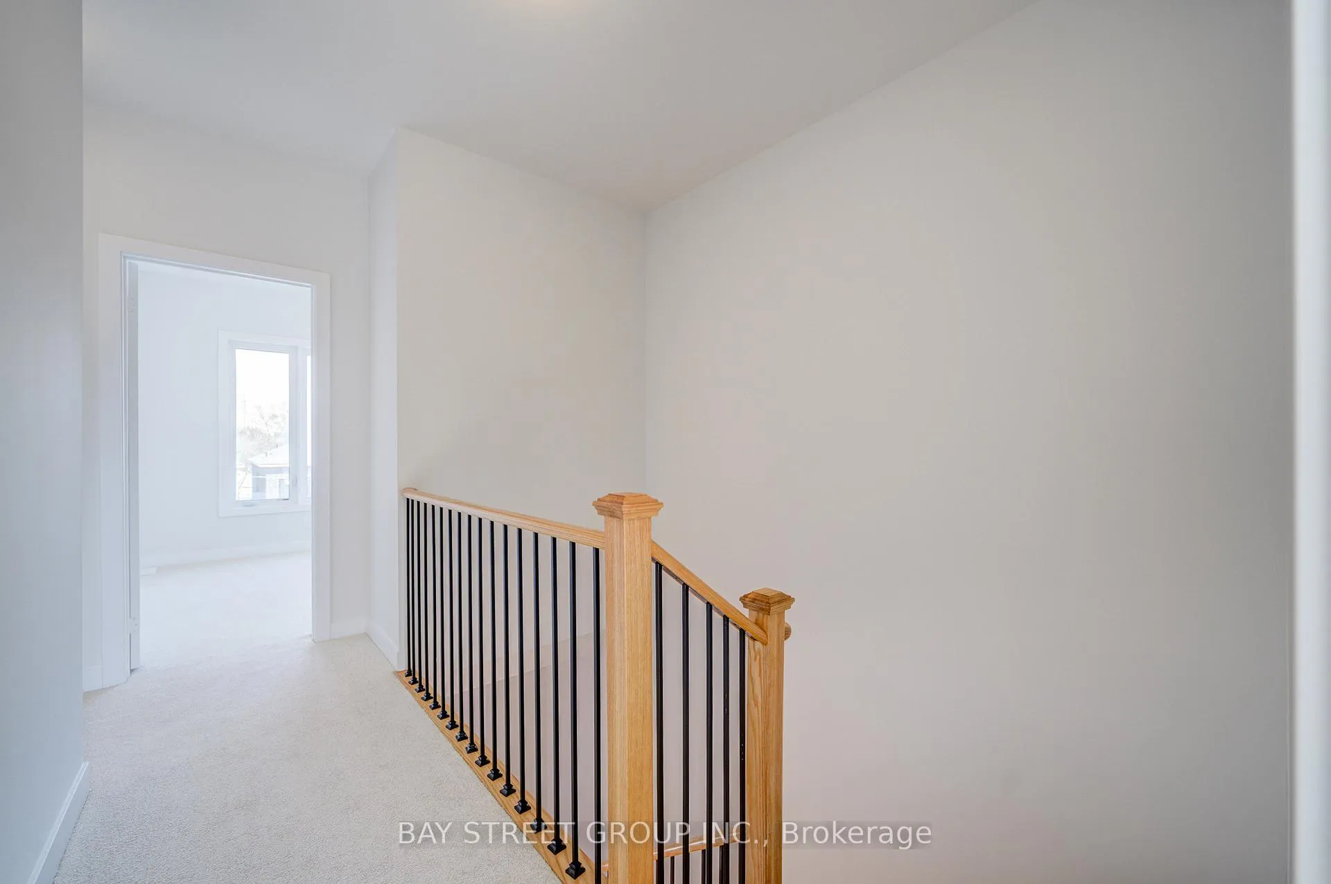 Photo 30 of 36 Danielle Moore Circle, Scarborough, Bendale — HOMEH