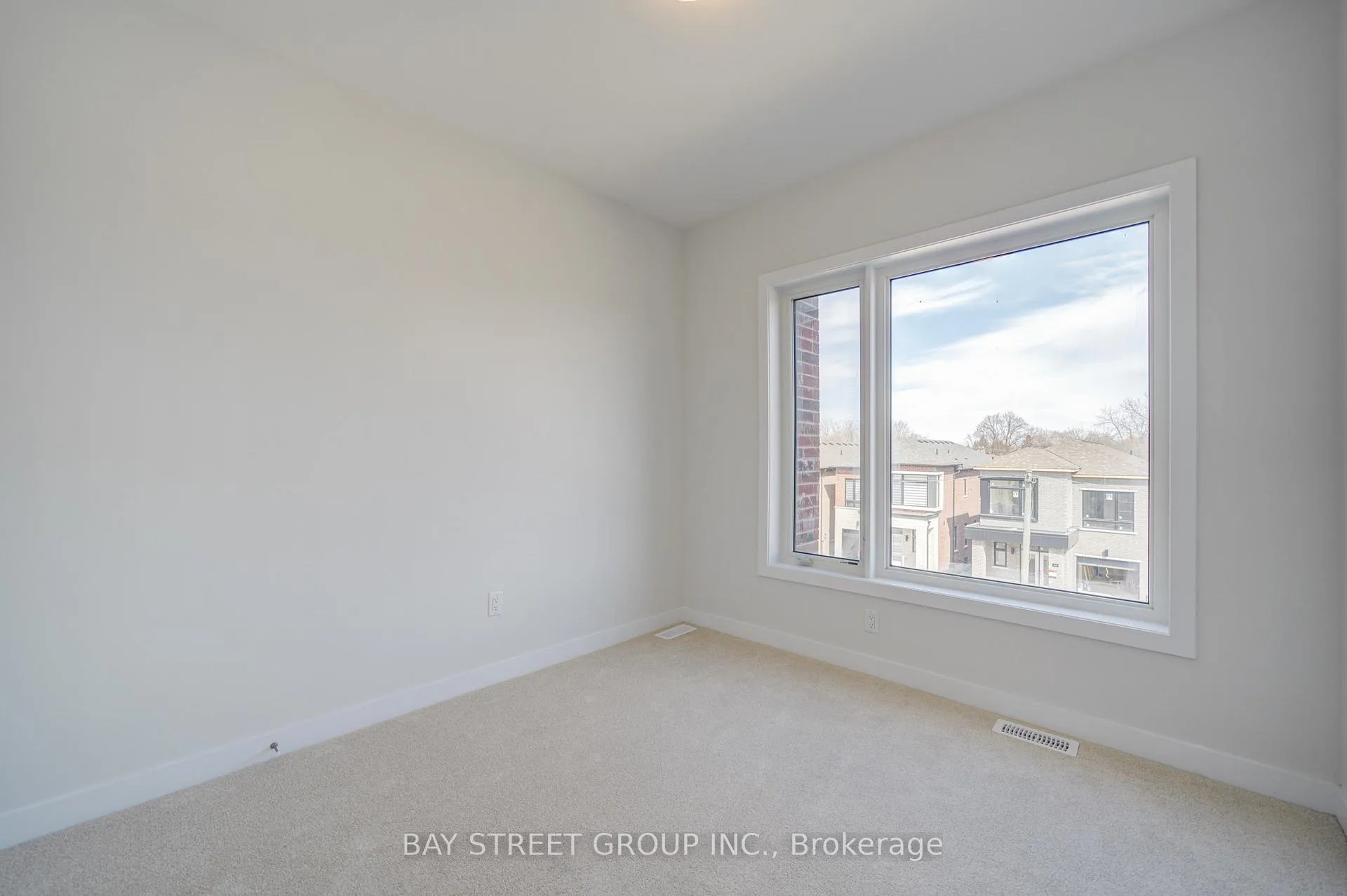 Photo 40 of 36 Danielle Moore Circle, Scarborough, Bendale — HOMEH