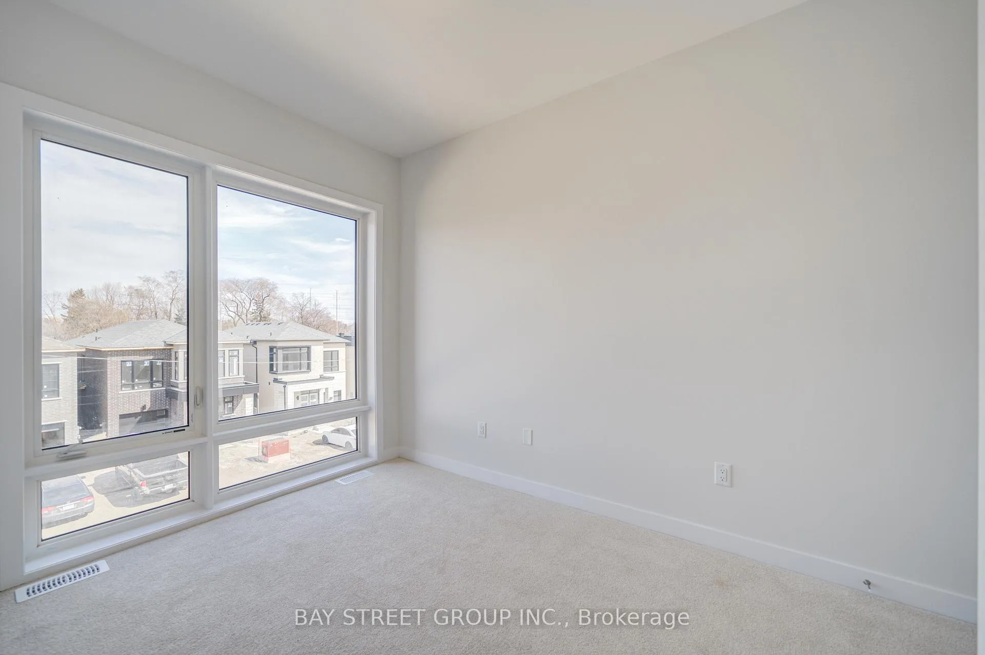 Photo 43 of 36 Danielle Moore Circle, Scarborough, Bendale — HOMEH