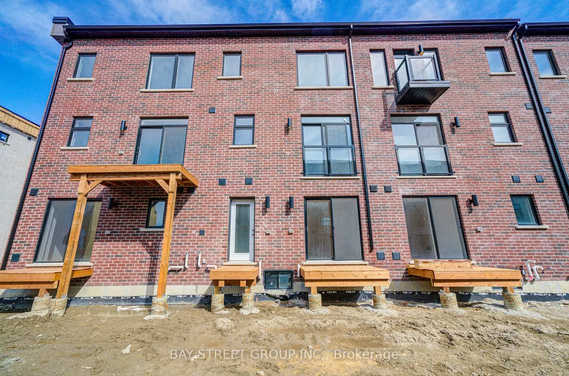 Photo 45 of 36 Danielle Moore Circle, Scarborough, Bendale — HOMEH