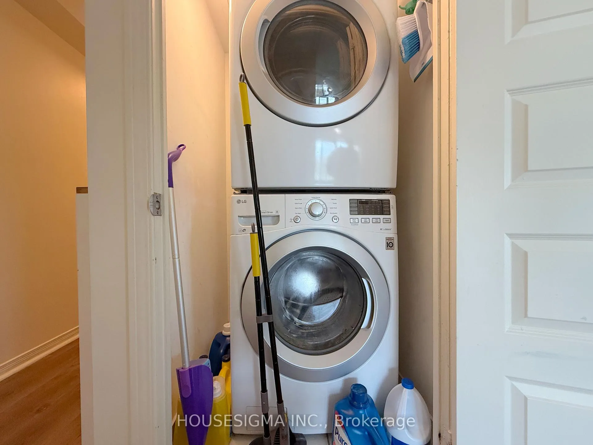Photo 13 of Unit 509, 215 Queen Street E, Brampton, Queen Street Corridor — HOMEH