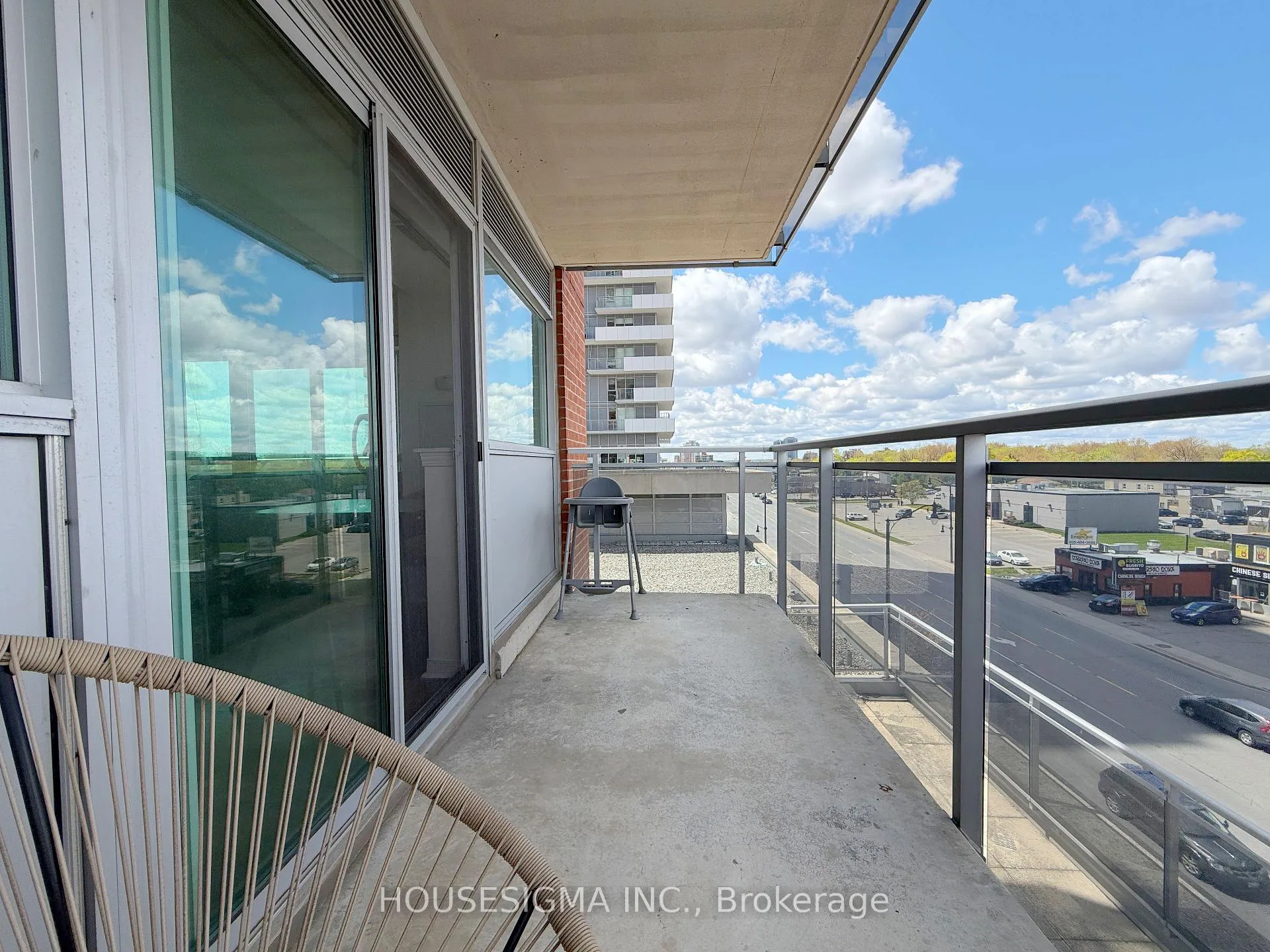 Photo 17 of Unit 509, 215 Queen Street E, Brampton, Queen Street Corridor — HOMEH