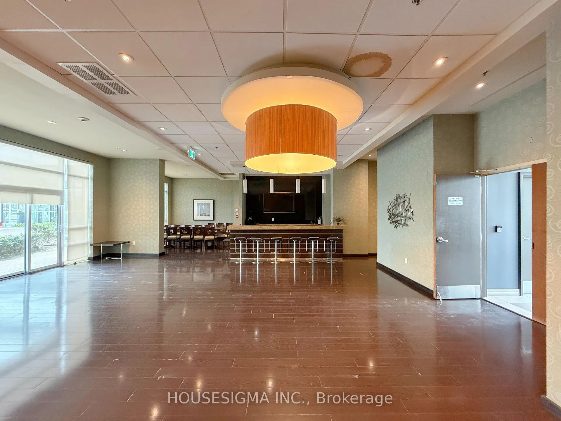 Photo 27 of Unit 509, 215 Queen Street E, Brampton, Queen Street Corridor — HOMEH