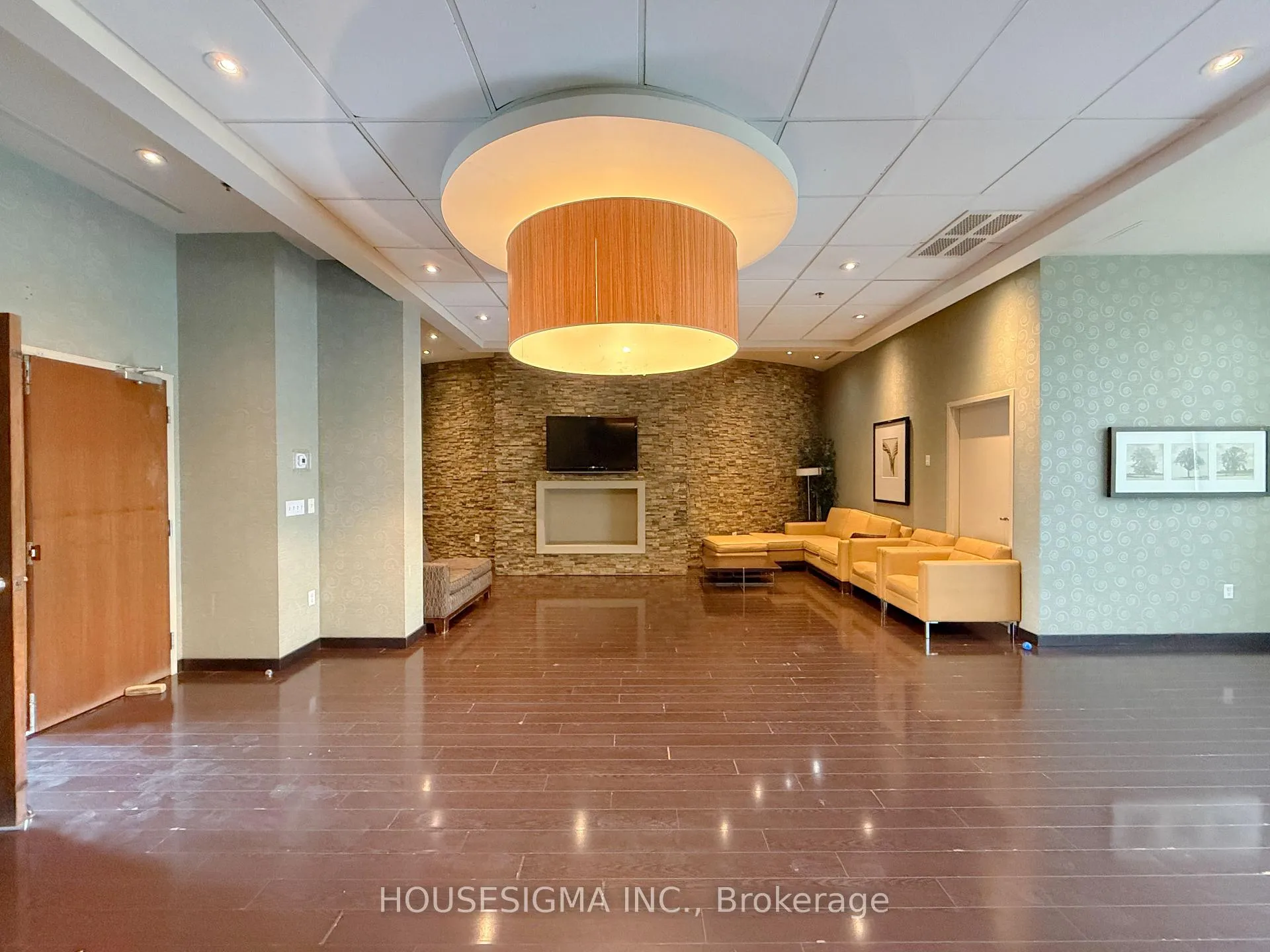 Photo 28 of Unit 509, 215 Queen Street E, Brampton, Queen Street Corridor — HOMEH