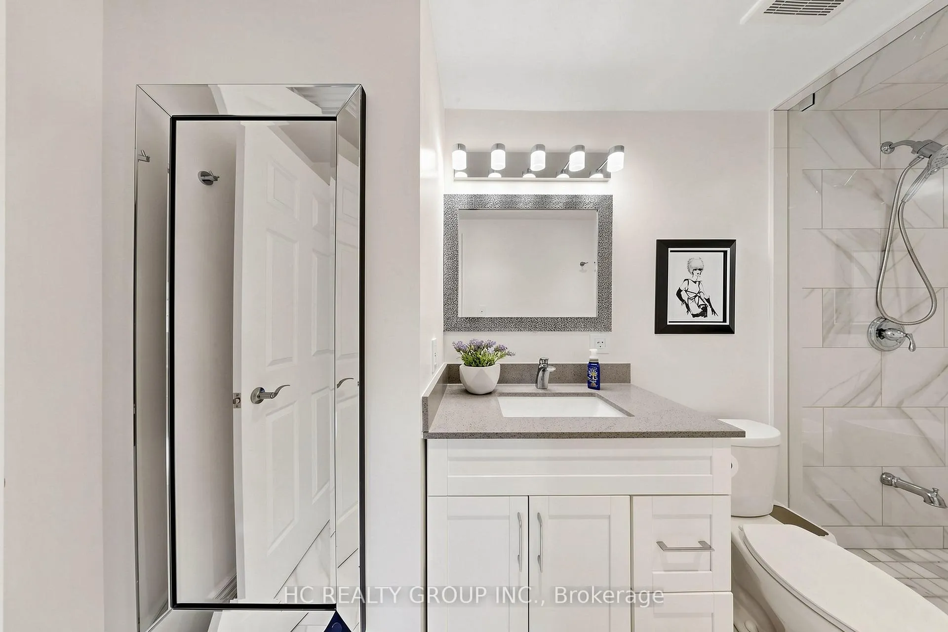 Photo 33 of 39 River Grove Drive, Scarborough, Steeles — HOMEH