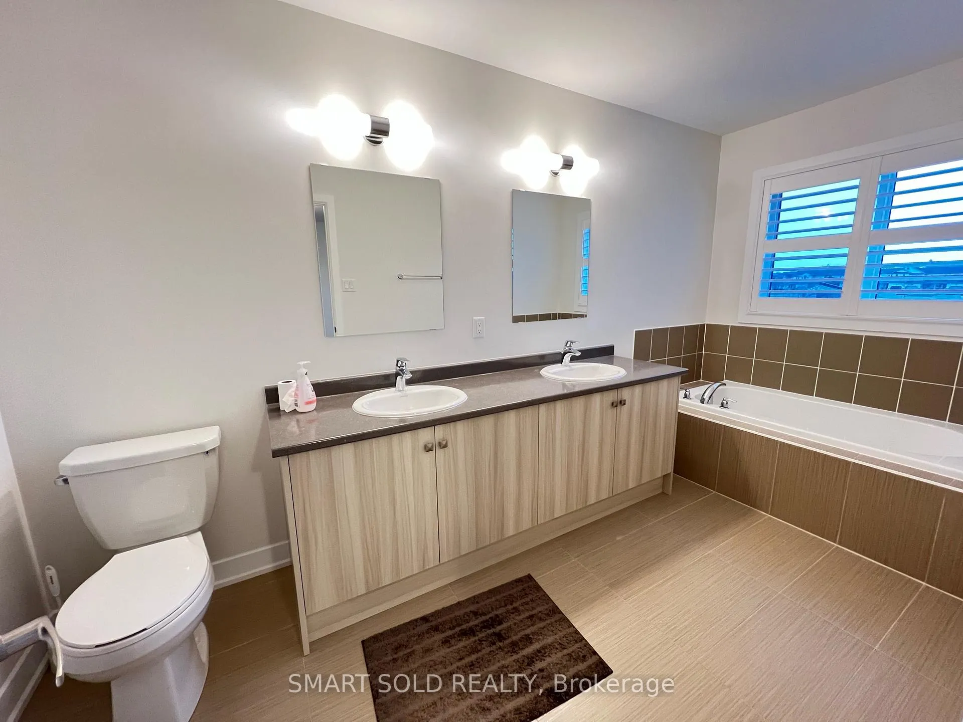 Photo 14 of Unit 84, 80 Donald Fleming Way, Whitby, Pringle Creek — HOMEH