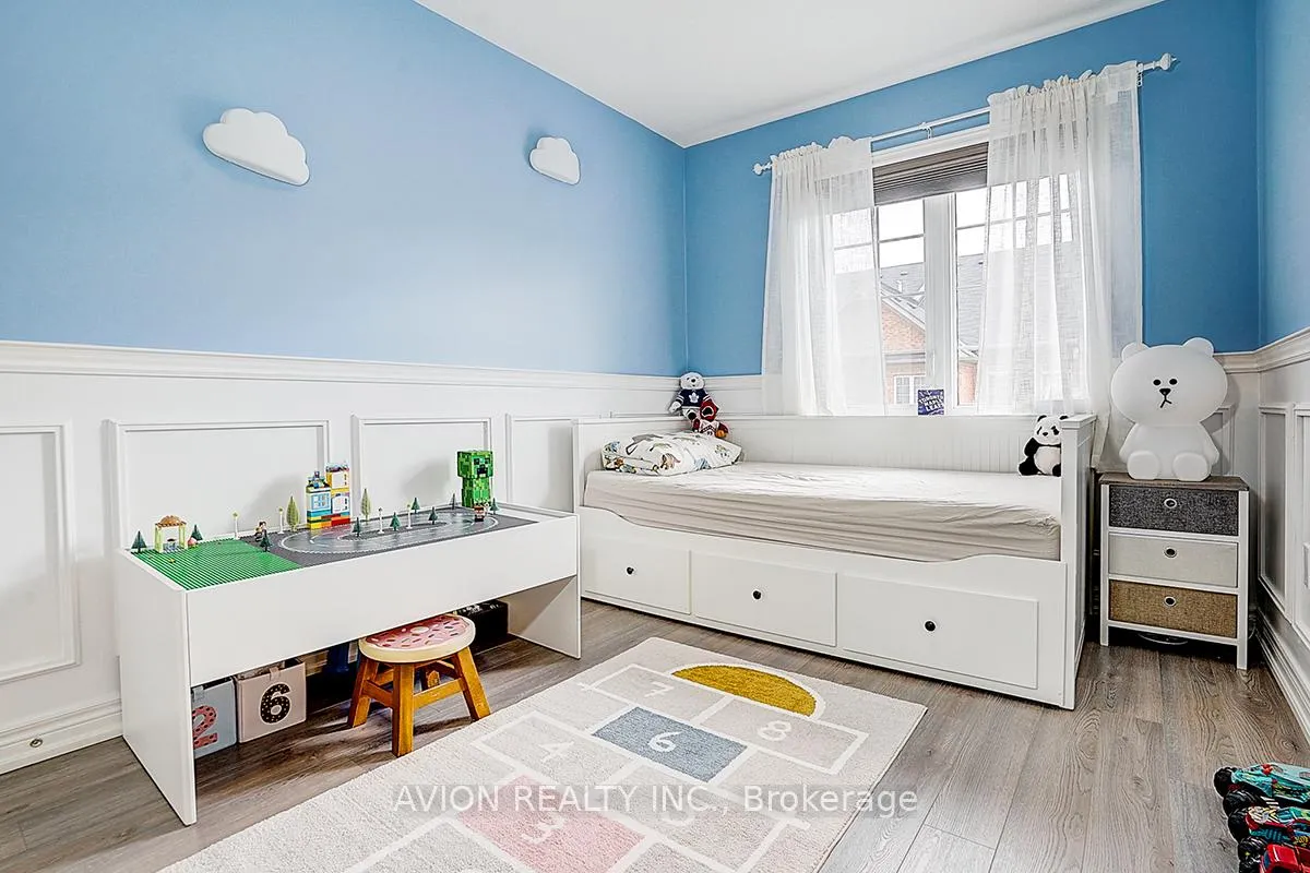 Photo 5 of 24 Fanny Grove Way, Markham, Greensborough — HOMEH