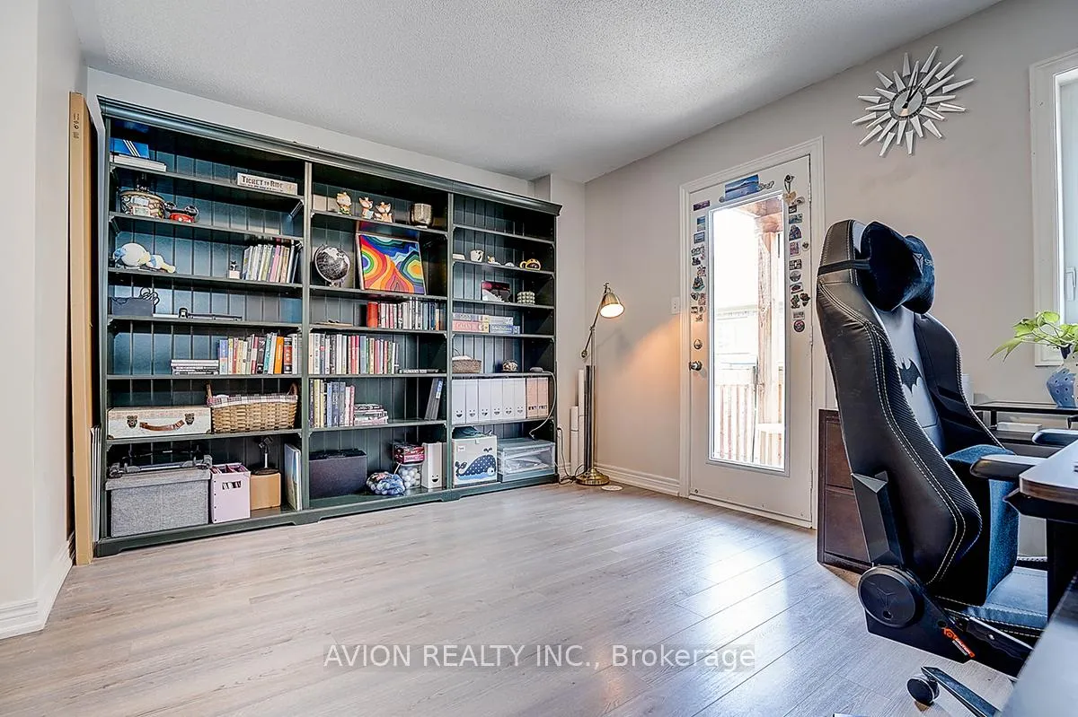 Photo 10 of 24 Fanny Grove Way, Markham, Greensborough — HOMEH
