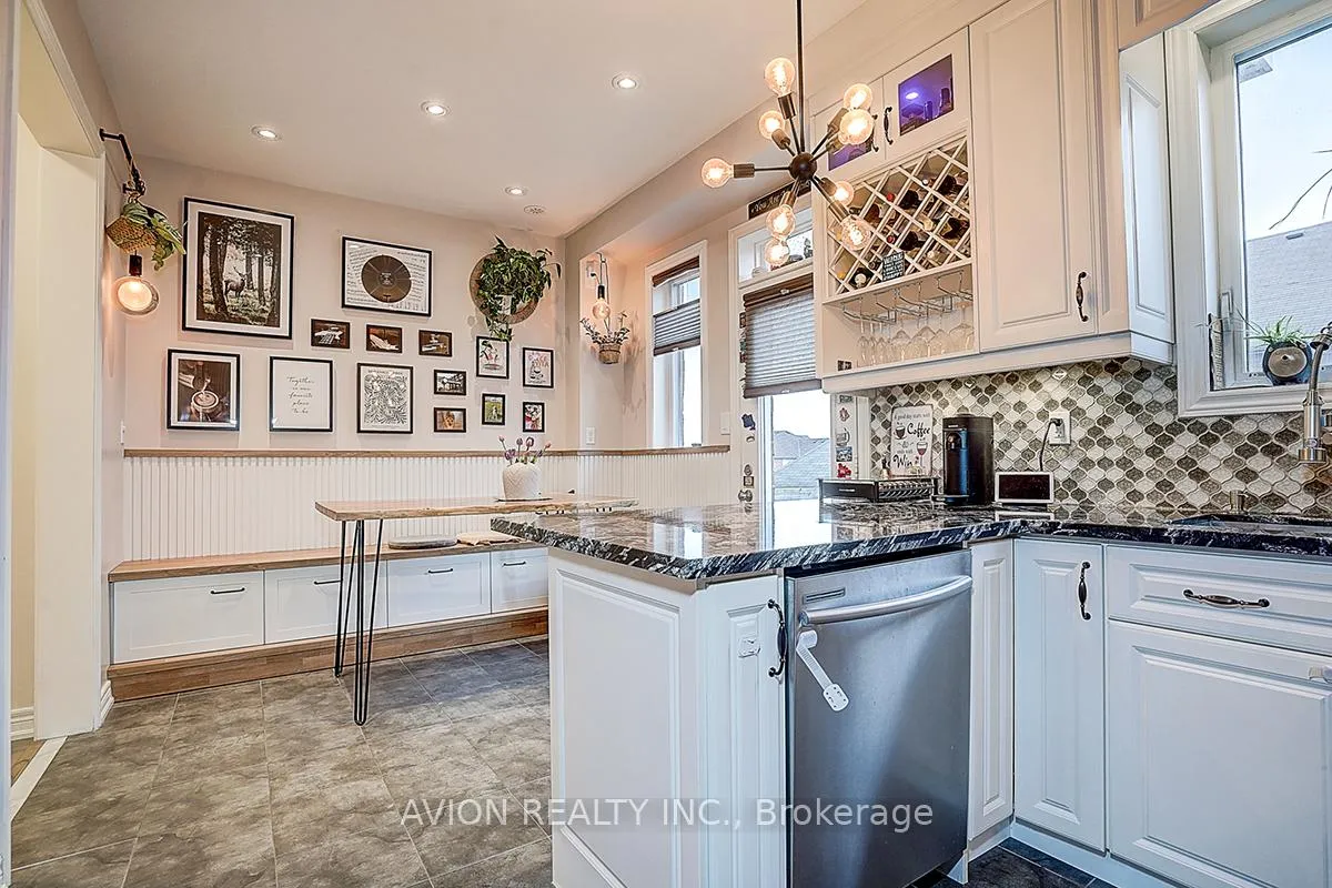 Photo 21 of 24 Fanny Grove Way, Markham, Greensborough — HOMEH