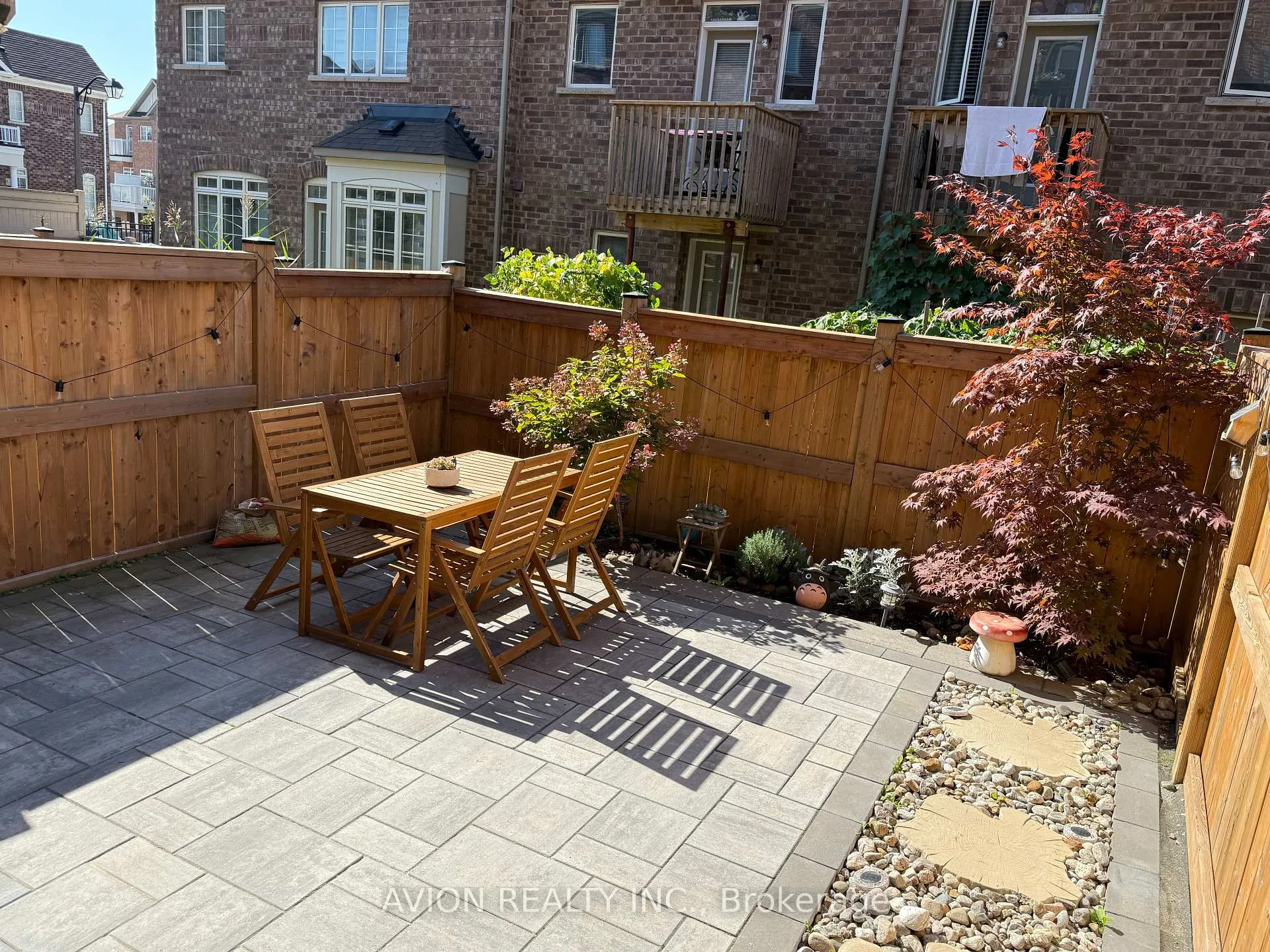 Photo 44 of 24 Fanny Grove Way, Markham, Greensborough — HOMEH
