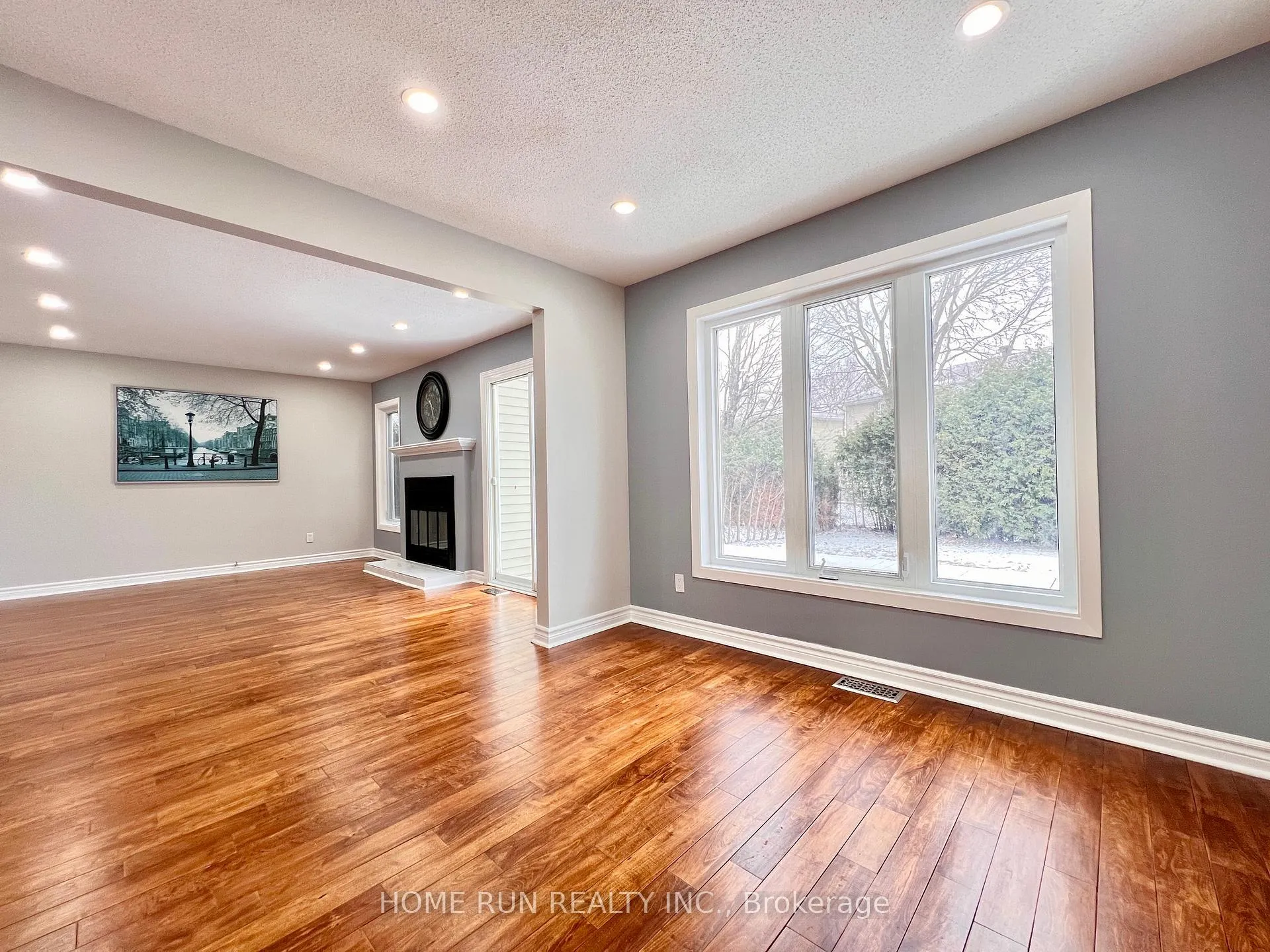 Photo 10 of 184 Pinetrail Crescent, Ottawa, Centrepointe — HOMEH