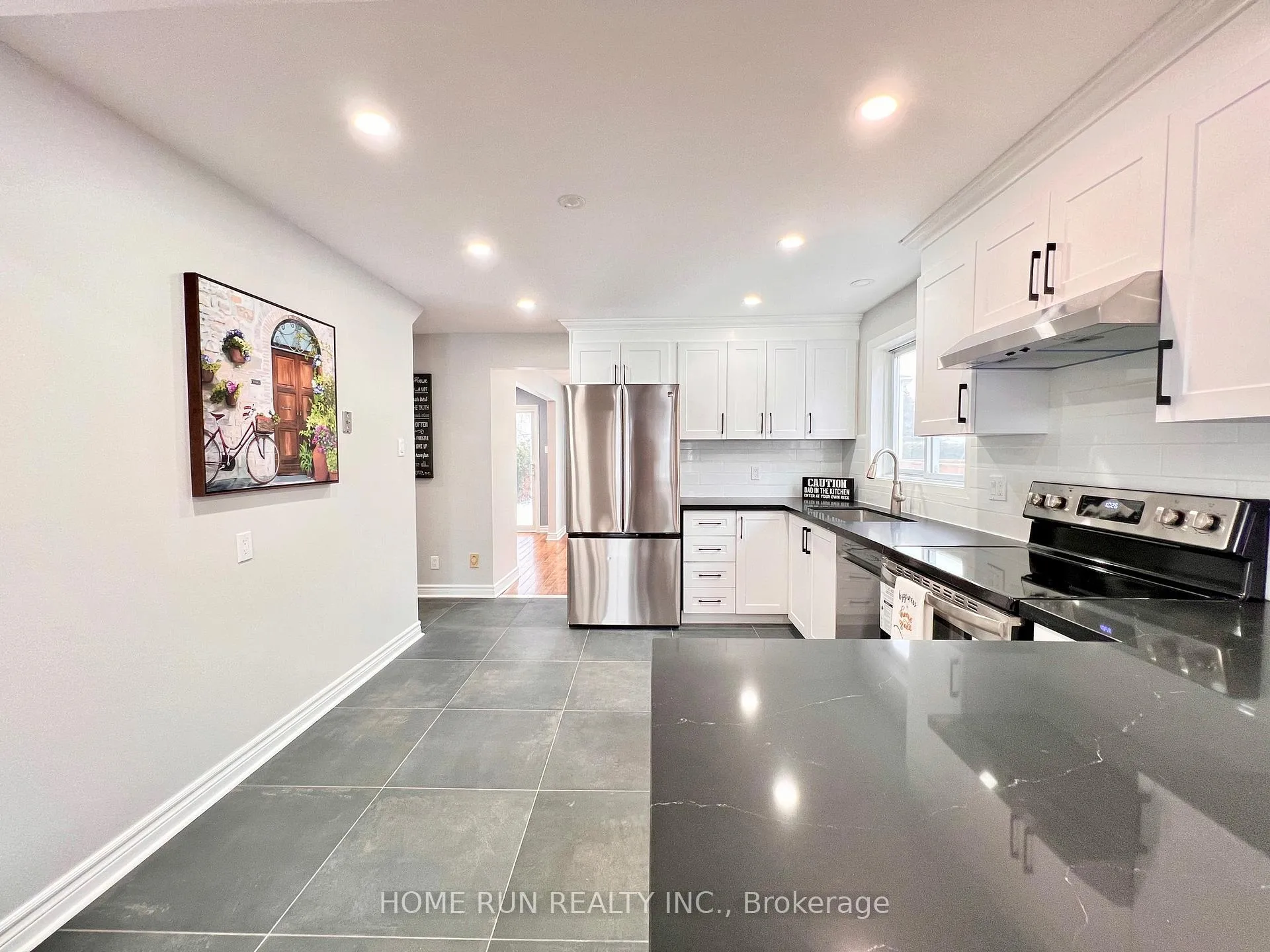 Photo 15 of 184 Pinetrail Crescent, Ottawa, Centrepointe — HOMEH