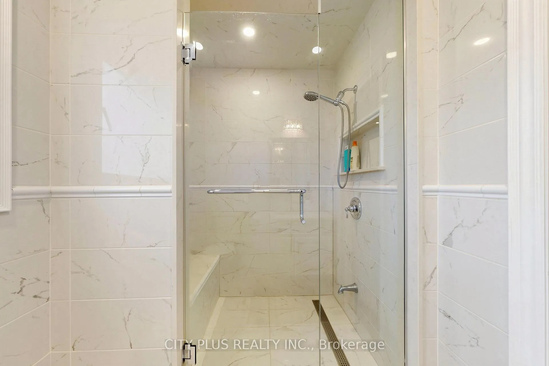 Photo 20 of 110 Glenmanor Way, Vaughan, Crestwood-Springfarm-Yorkhill — HOMEH
