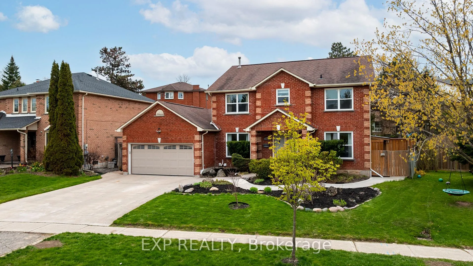 Photo 1 of 218 Kensington Place, Orangeville — HOMEH