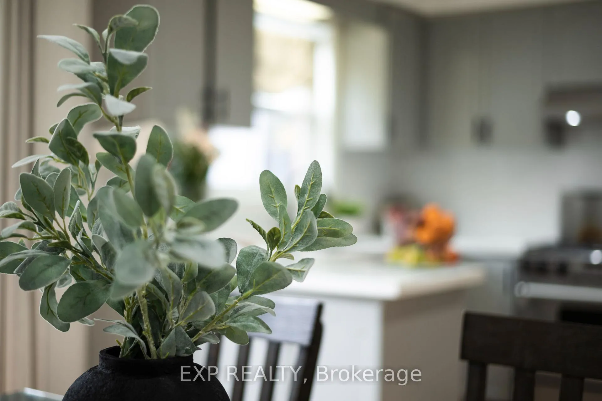 Photo 15 of 218 Kensington Place, Orangeville — HOMEH
