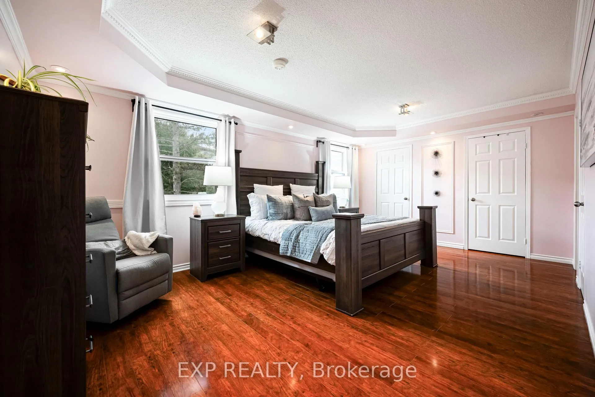 Photo 23 of 218 Kensington Place, Orangeville — HOMEH