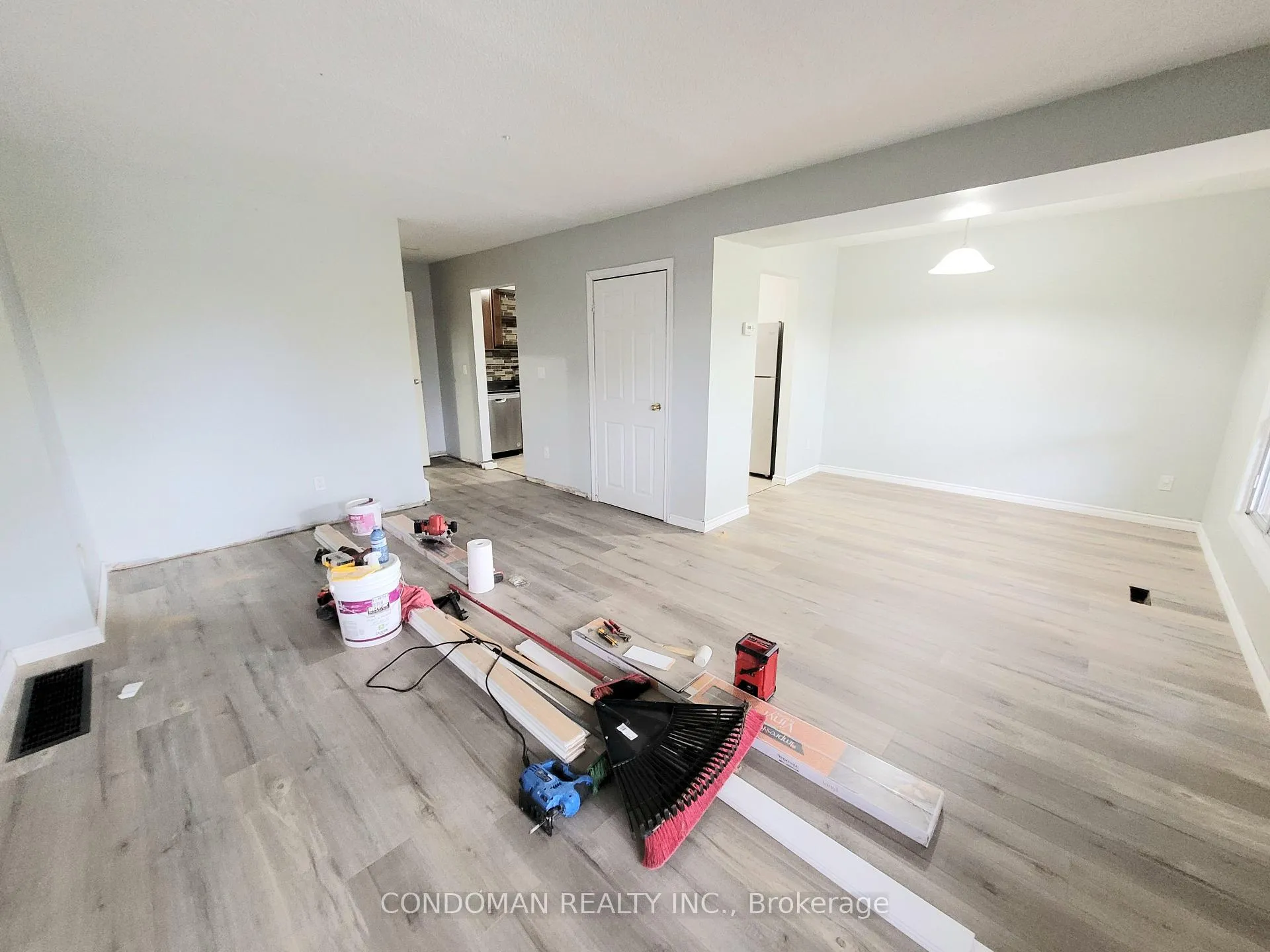 Photo 1 of Unit 18, 477 Dean Avenue, Oshawa, Central — HOMEH