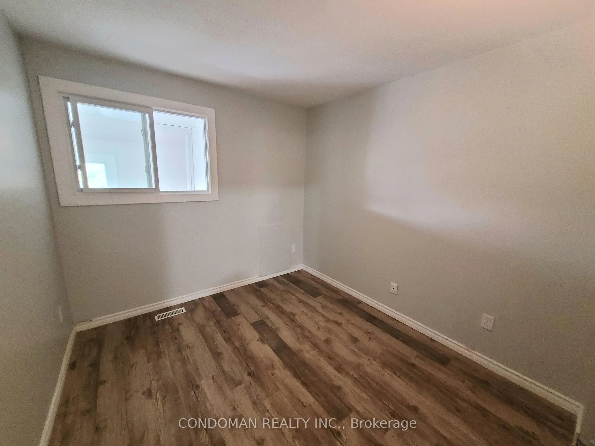 Photo 10 of Unit 18, 477 Dean Avenue, Oshawa, Central — HOMEH