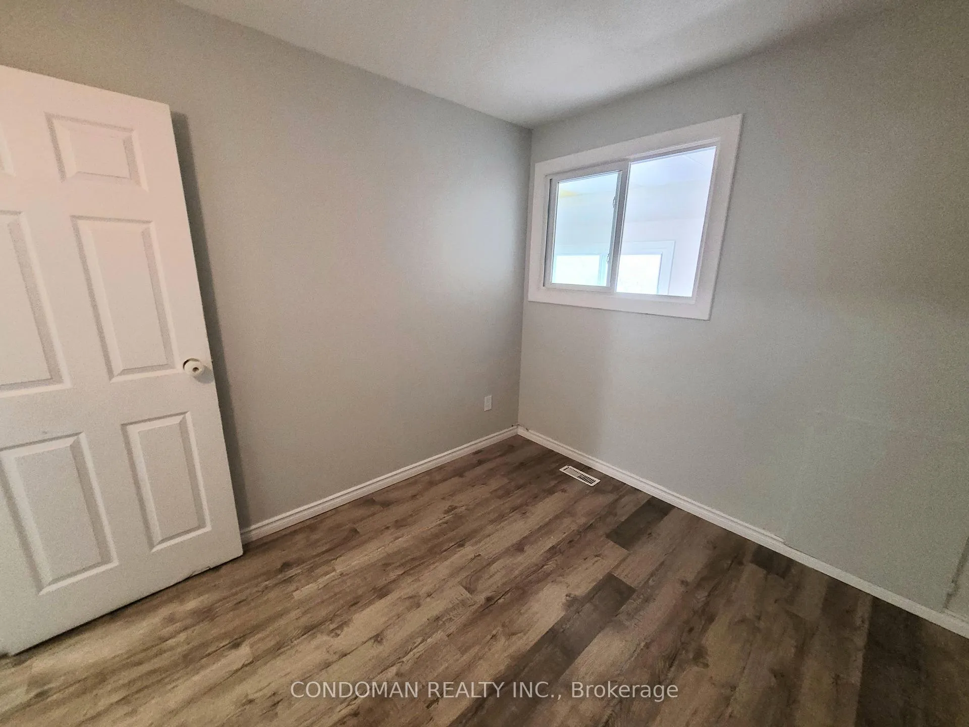 Photo 11 of Unit 18, 477 Dean Avenue, Oshawa, Central — HOMEH