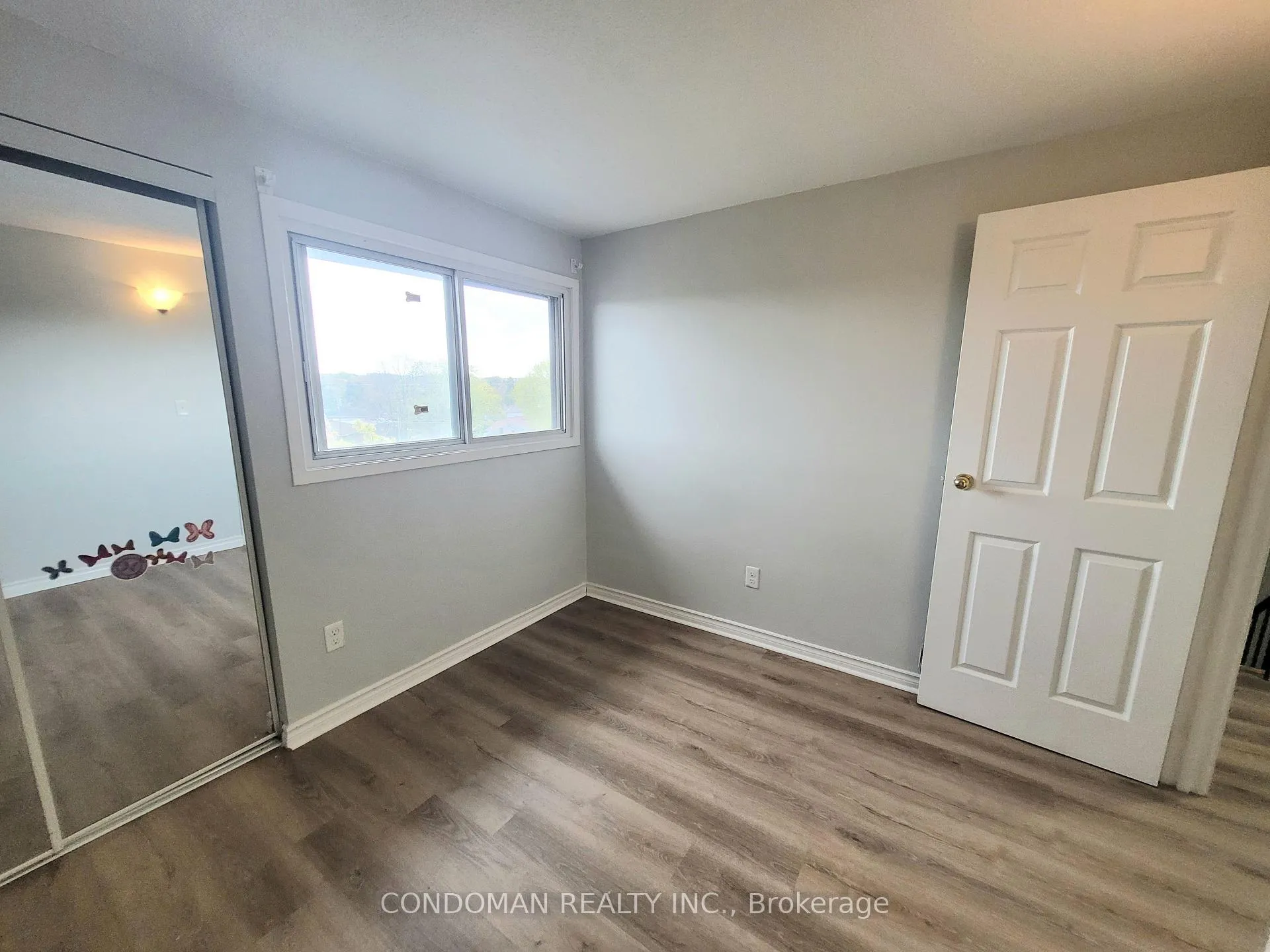 Photo 14 of Unit 18, 477 Dean Avenue, Oshawa, Central — HOMEH